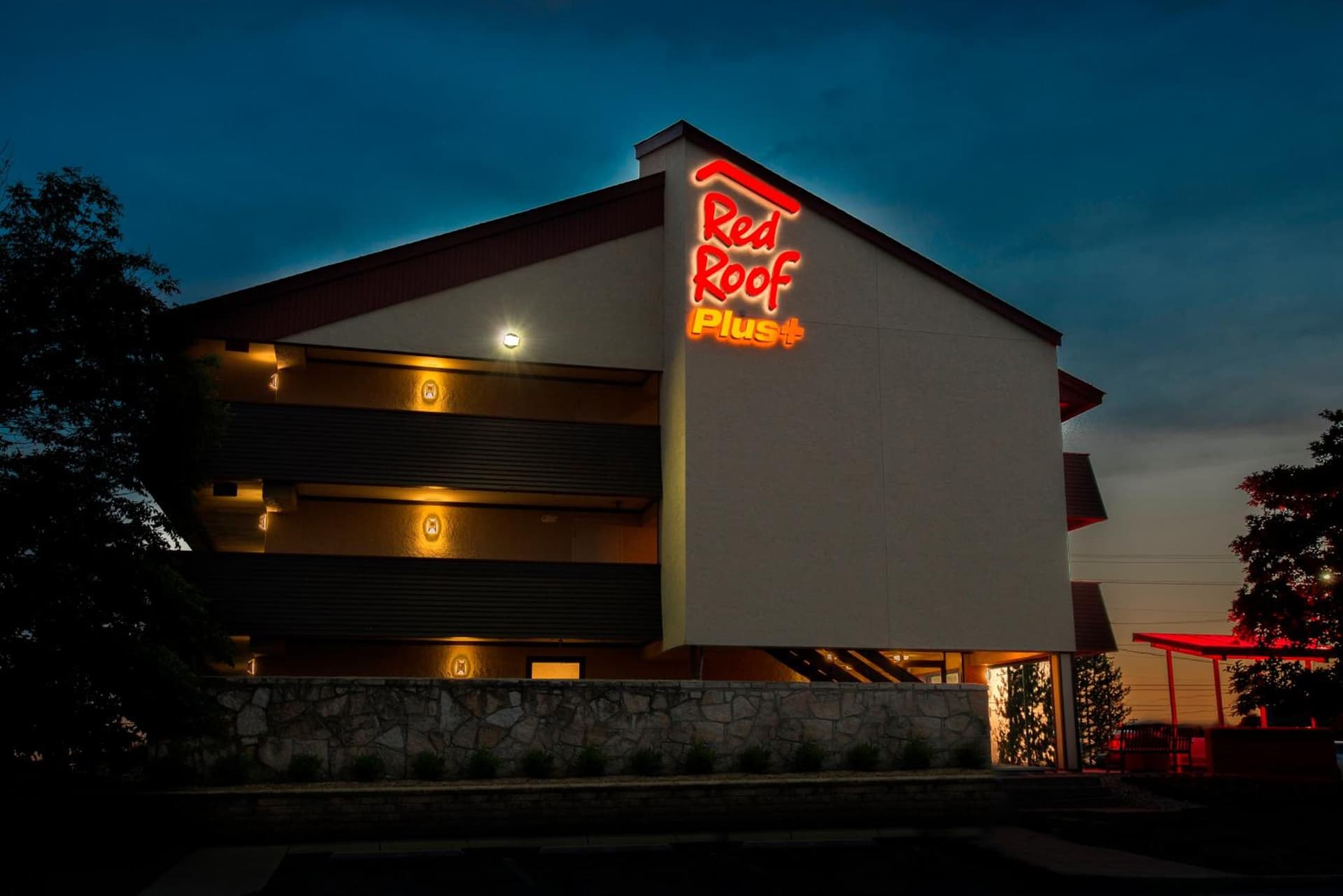 Red Roof Inn PLUS+ Chicago - Naperville gallery photo in Naperville, IL — image 15