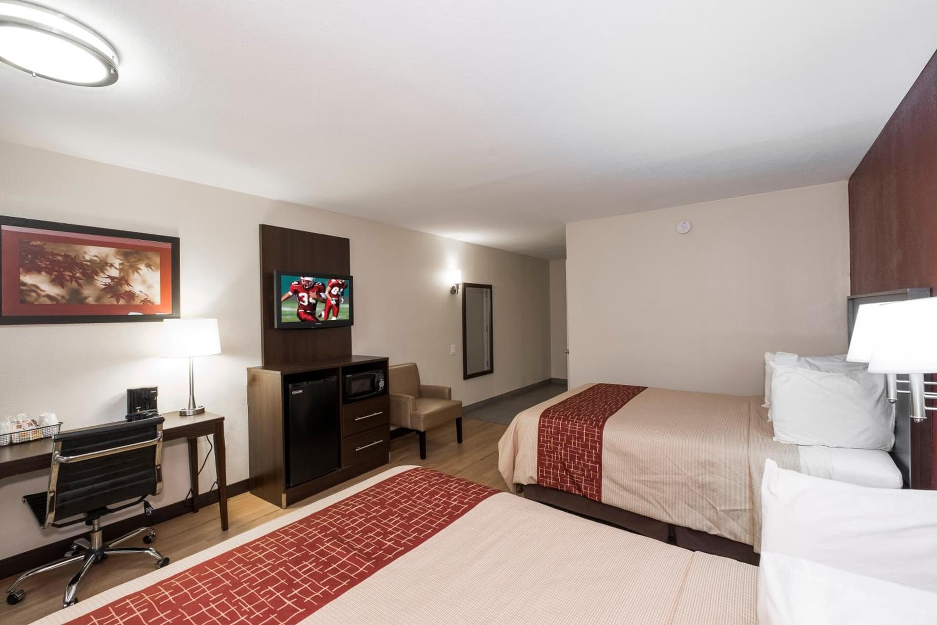 Red Roof Inn PLUS+ Poughkeepsie gallery photo in Poughkeepsie, NY — image 19