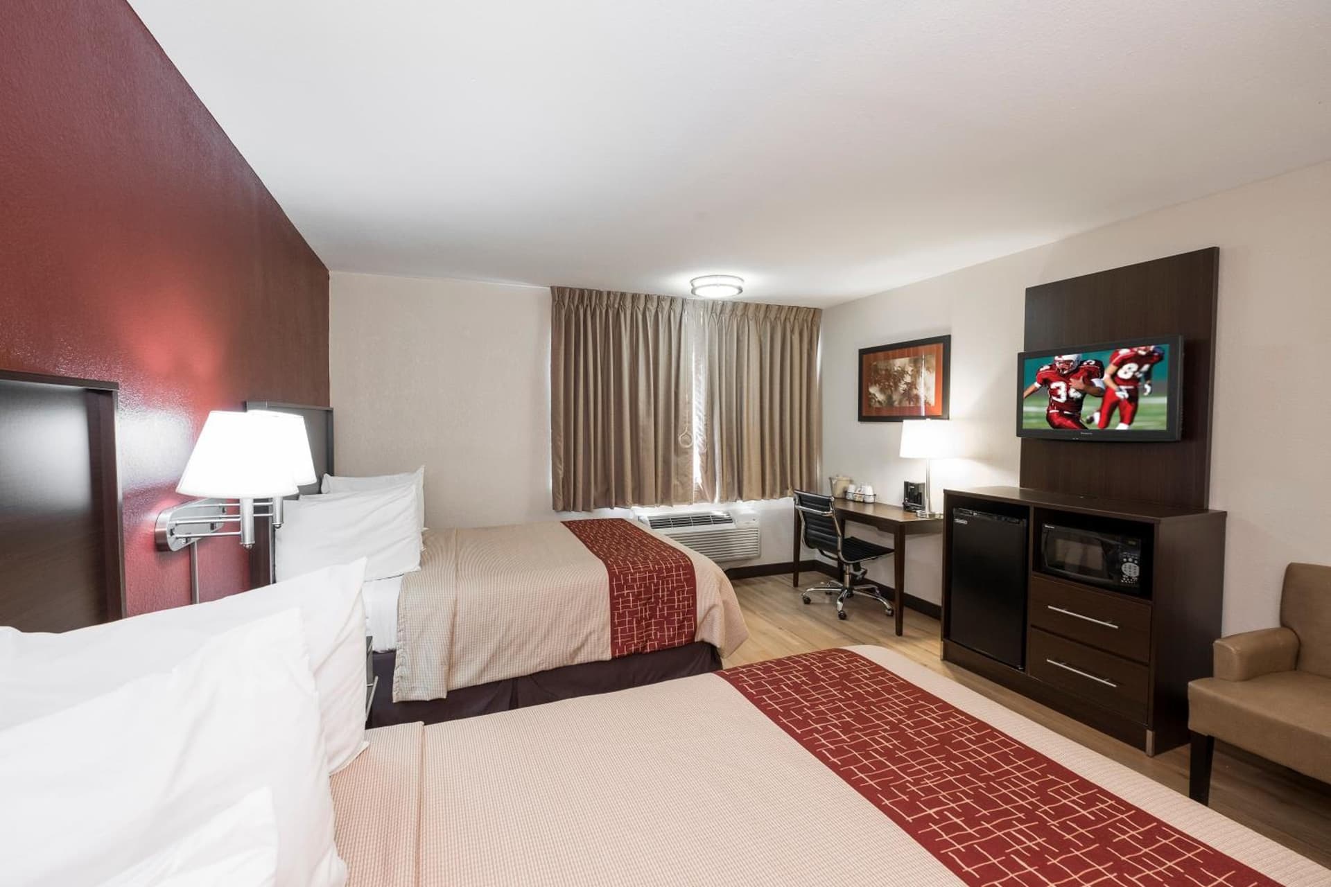 Red Roof Inn PLUS+ Poughkeepsie gallery photo in Poughkeepsie, NY — image 25