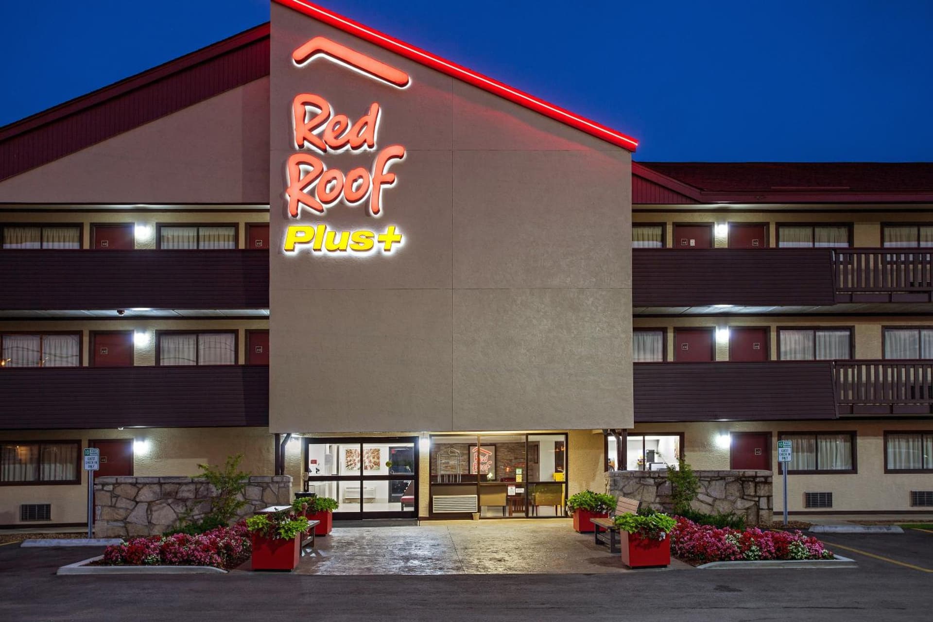 Red Roof Inn PLUS Nashville South - Fairgrounds featured exterior or lobby in Nashville, TN — similar hotel