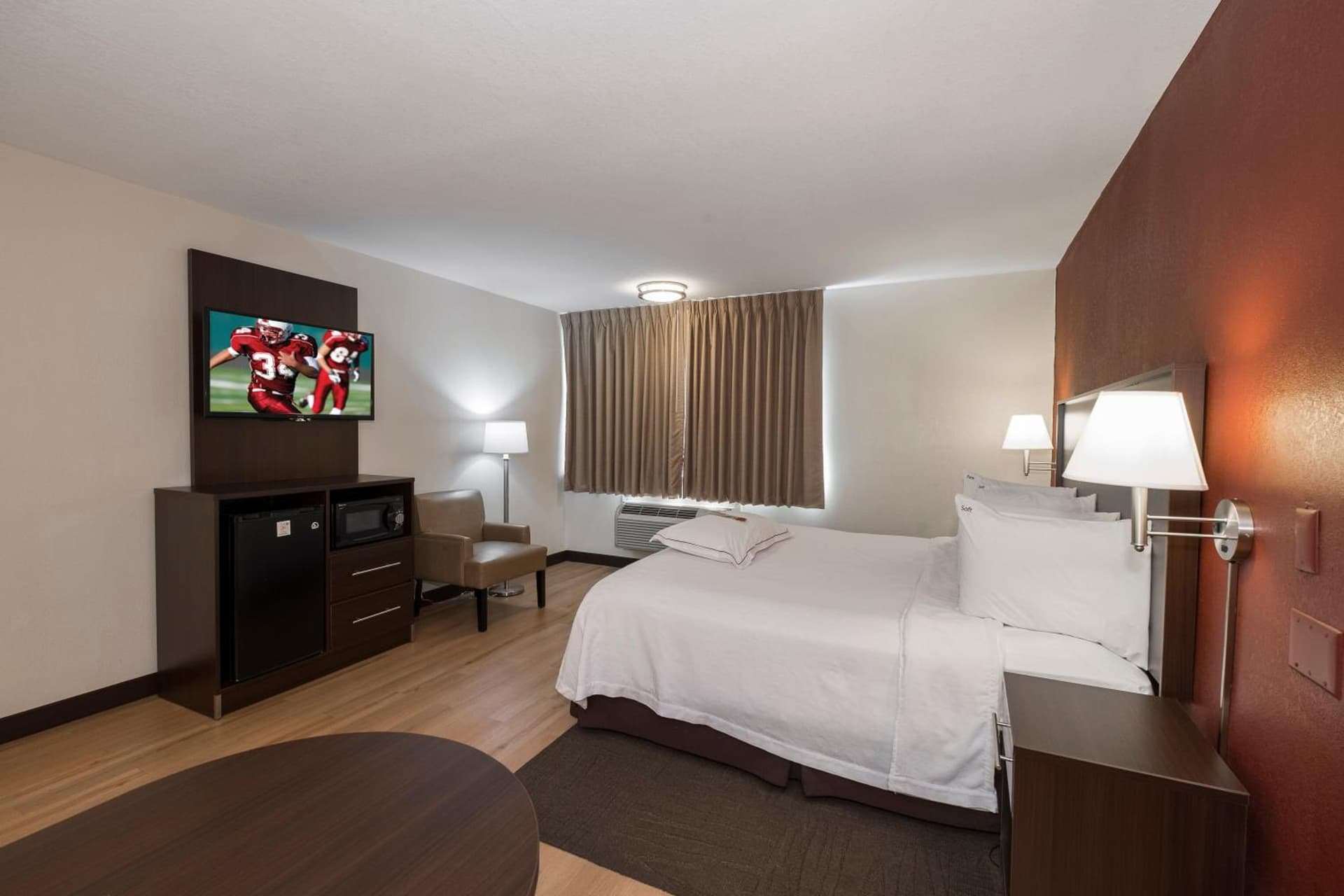 Red Roof Inn PLUS+ Poughkeepsie gallery photo in Poughkeepsie, NY — image 6