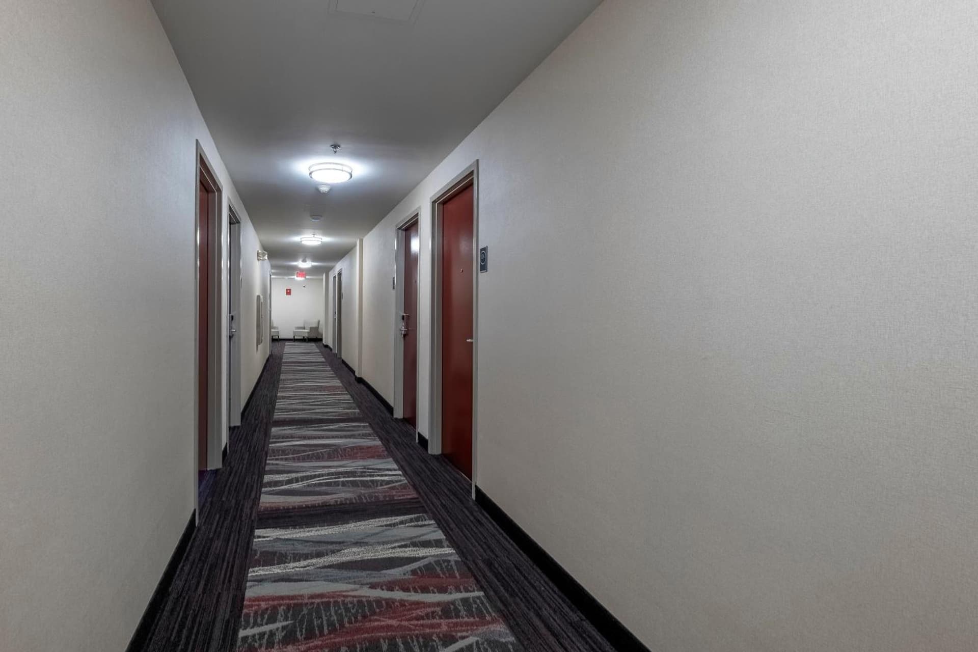 Red Roof Inn PLUS Boston - Mansfield - Foxboro gallery photo in Mansfield, MA — image 7