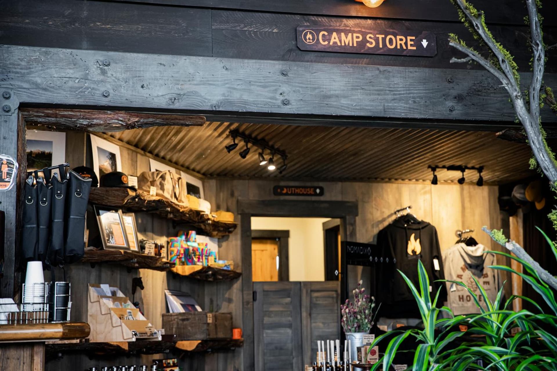 Campfire Hotel gallery photo in Bend, OR — image 49