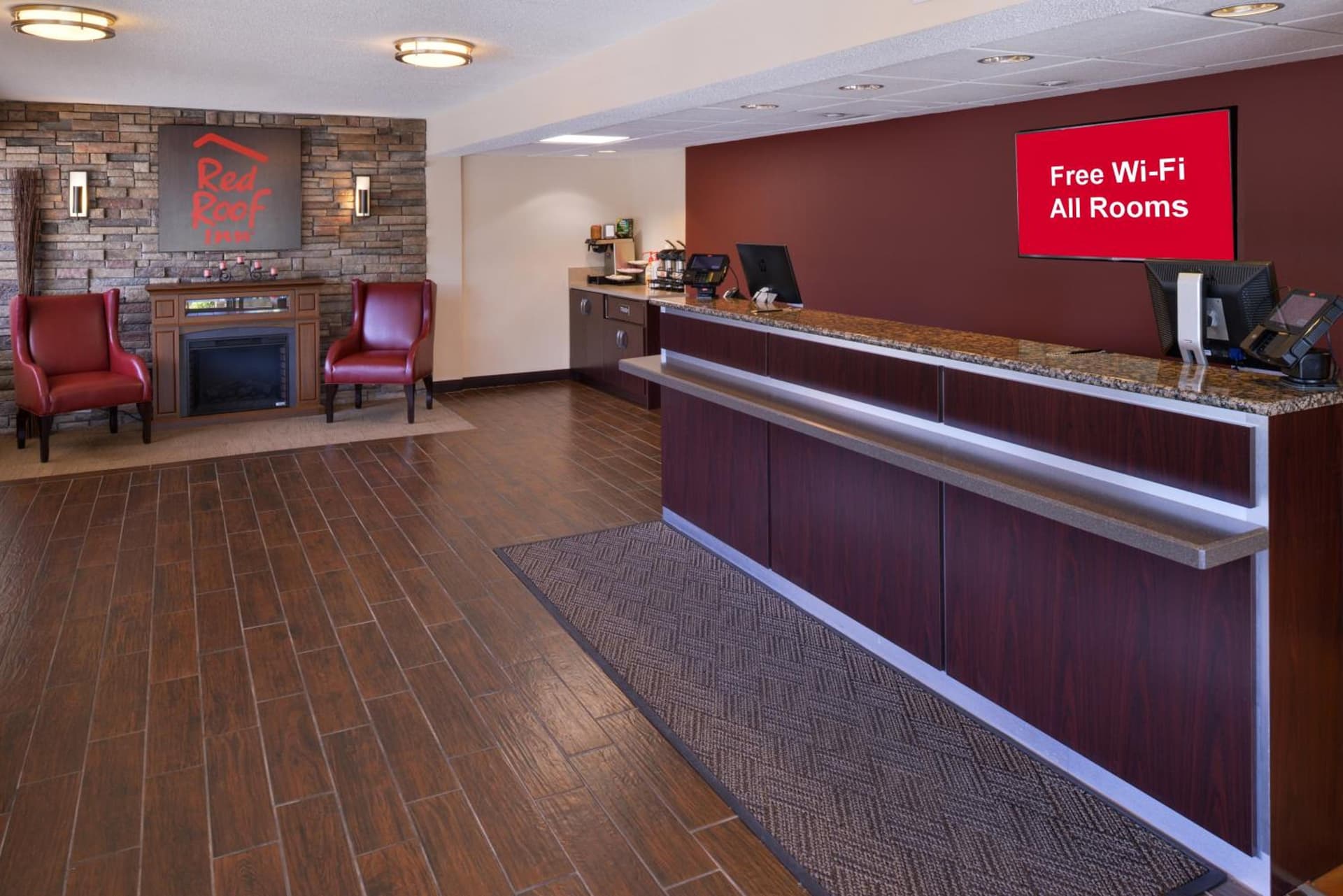 Super 8 by Wyndham Deerfield - Northbrook gallery photo in Deerfield, IL — image 43