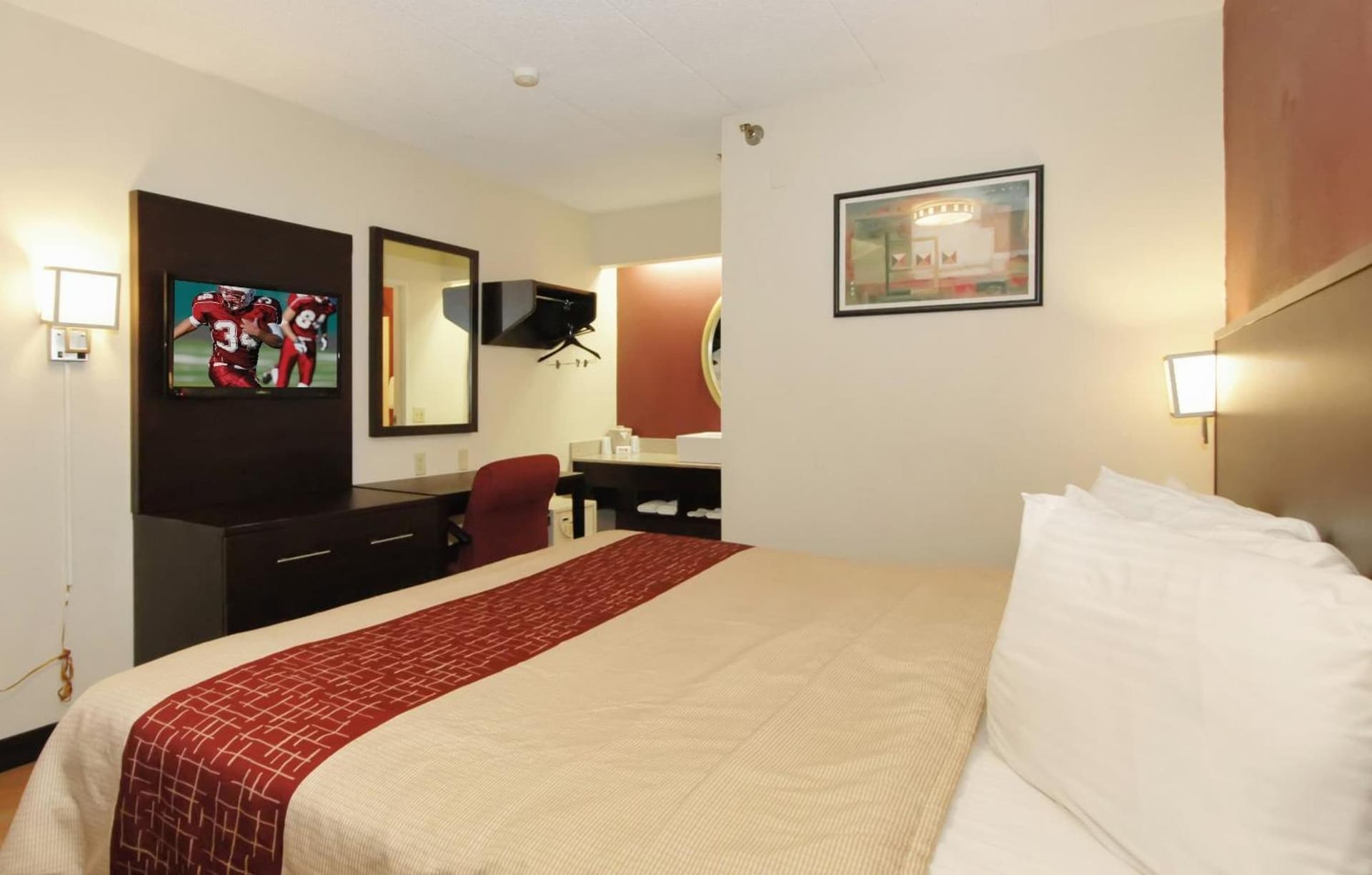Red Roof Inn PLUS Chicago - Hoffman Estates gallery photo in Hoffman Estates, IL — image 12