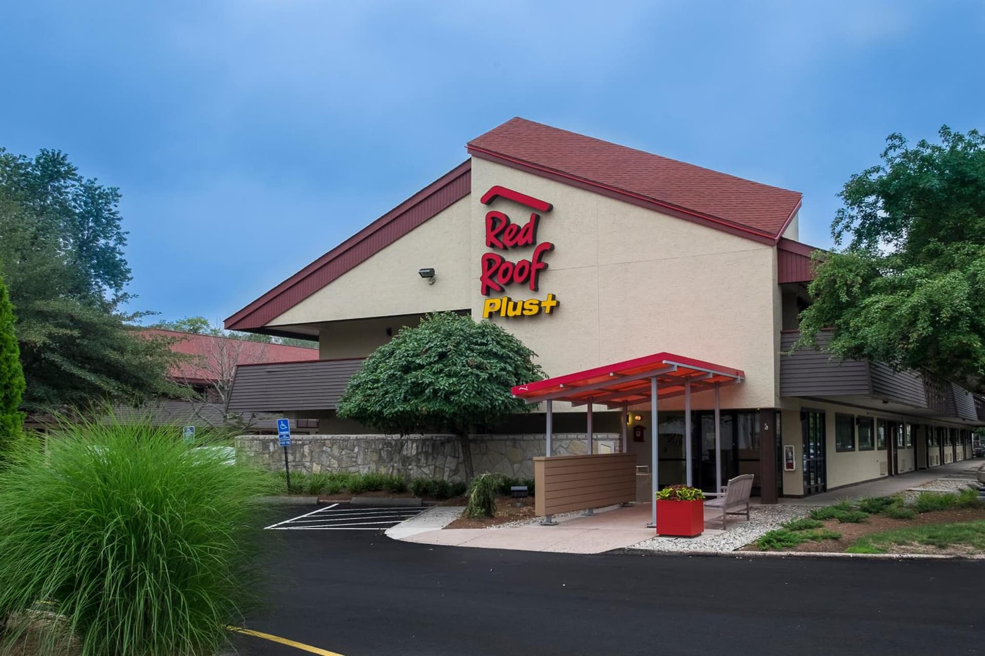 Red Roof Inn PLUS+ West Springfield — hotel in Springfield, Massachusetts