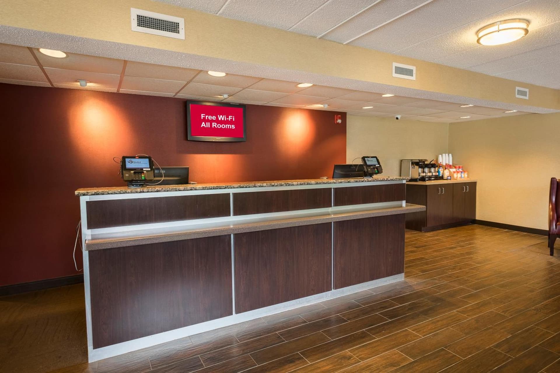 Red Roof Inn PLUS+ West Springfield gallery photo in Springfield, MA — image 6