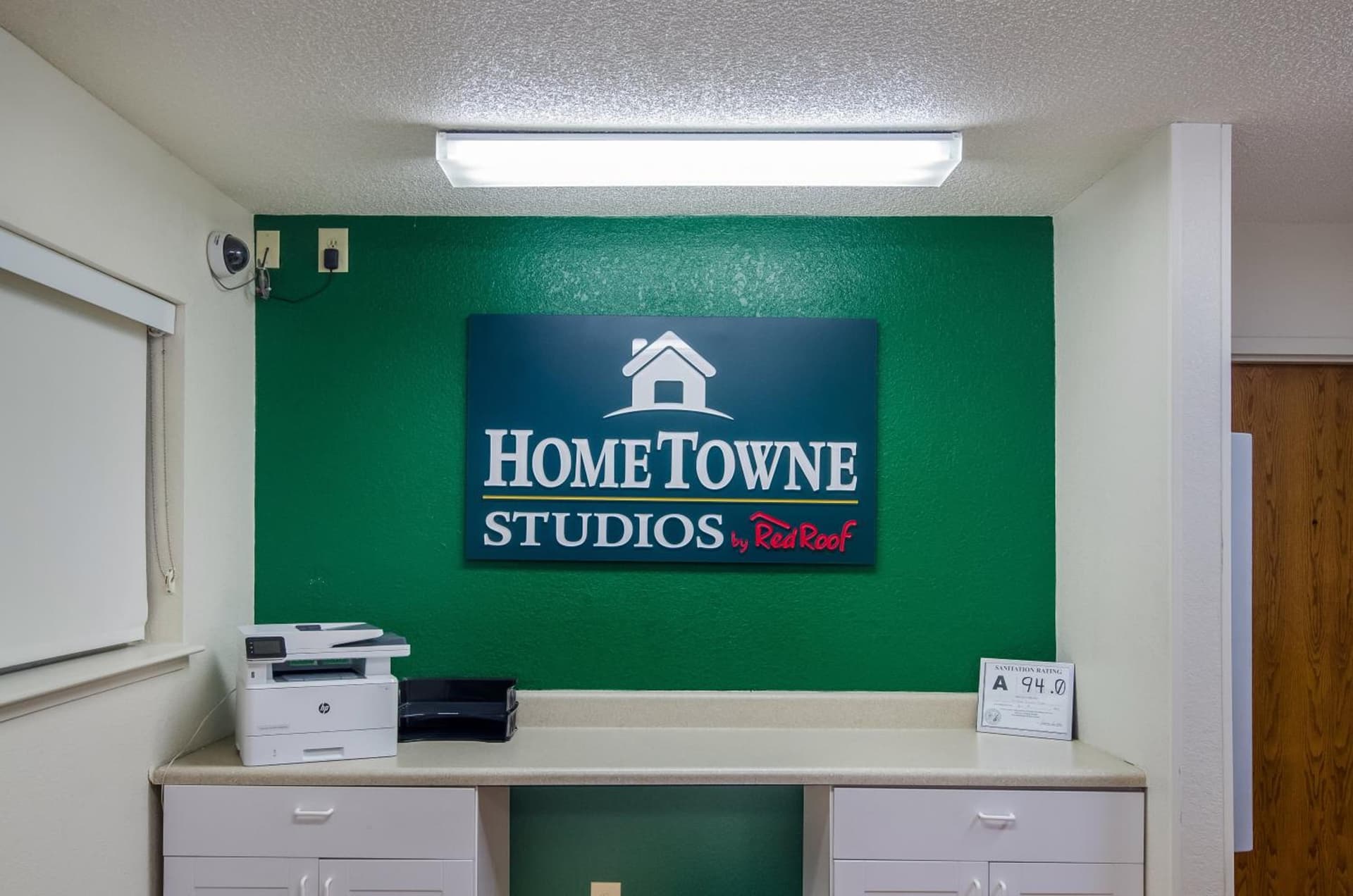 Suburban Studios Winston Salem-University Parkway gallery photo in Winston-Salem, NC — image 14
