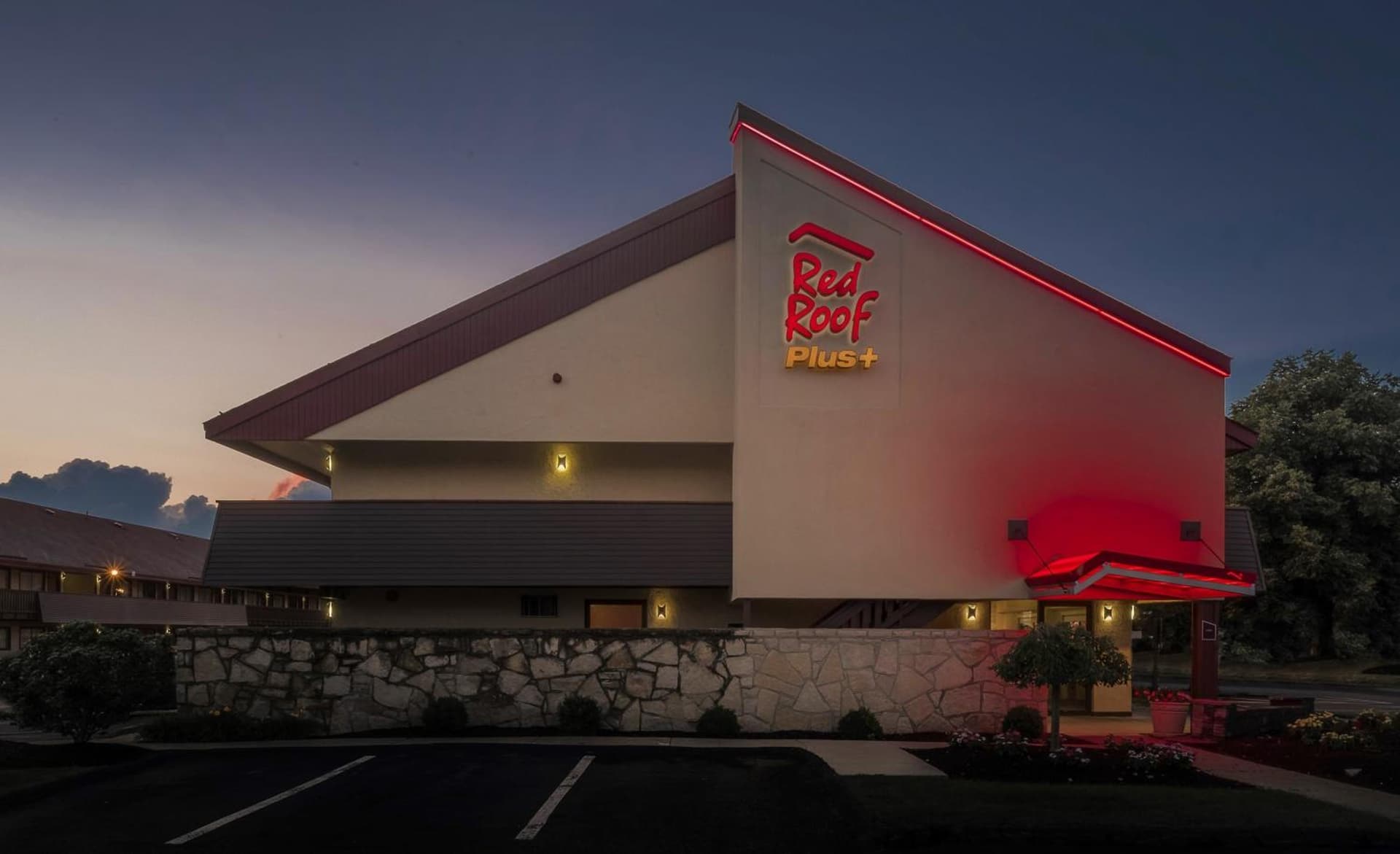 Red Roof Inn PLUS + Boston - Framingham property views in Framingham, MA — gallery photo 3