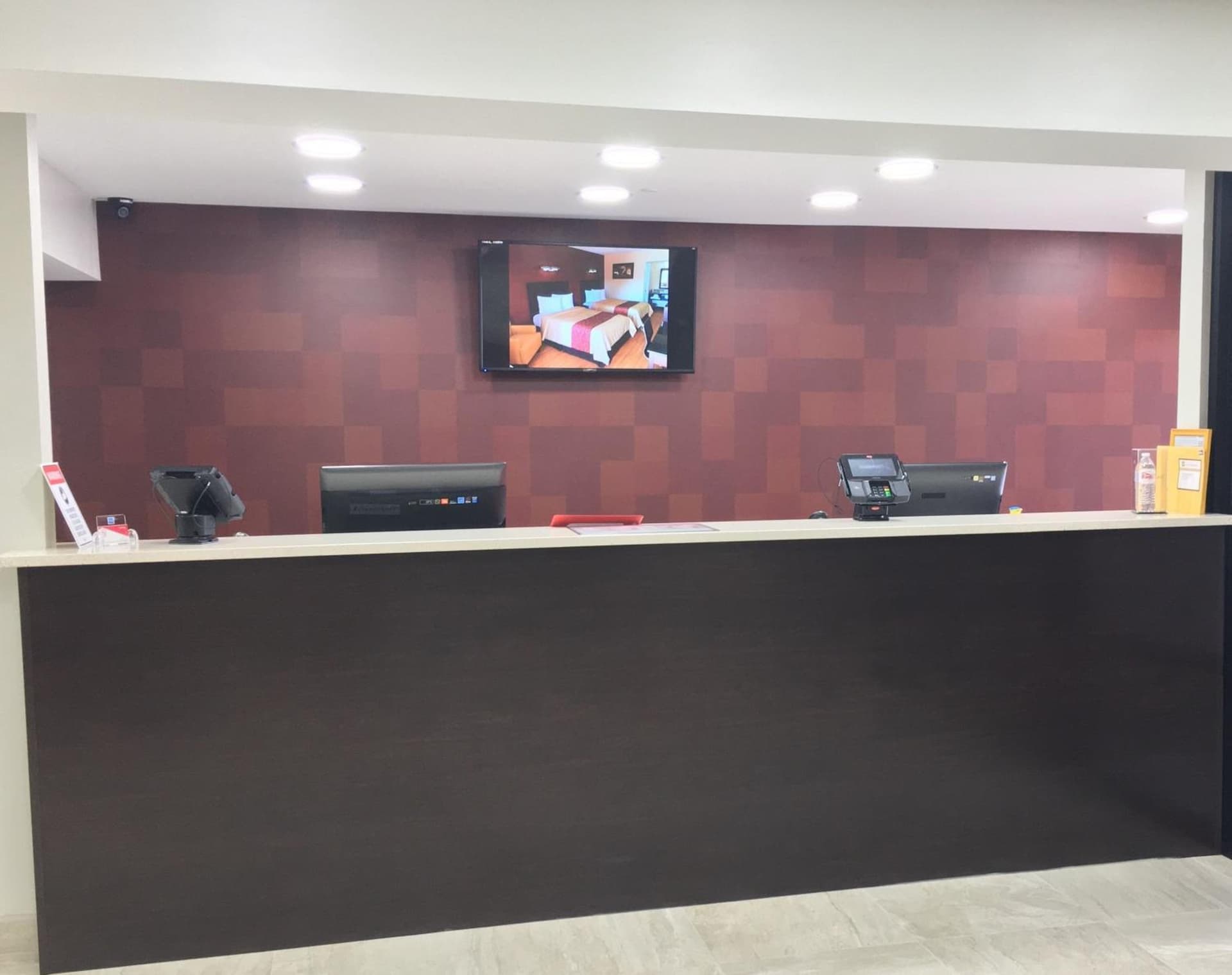Red Roof Inn PLUS+ Birmingham East – Irondale/Airport property views in Birmingham, AL — gallery photo 3