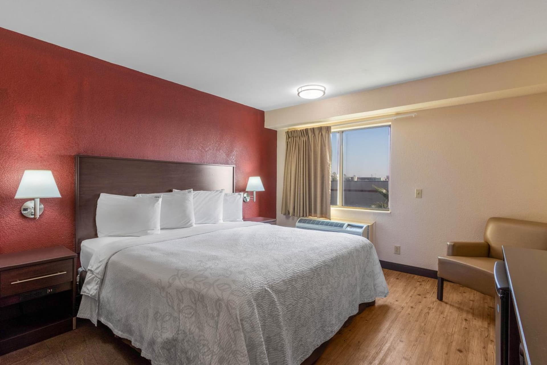 Red Roof Inn PLUS+ El Paso East gallery photo in El Paso, TX — image 9