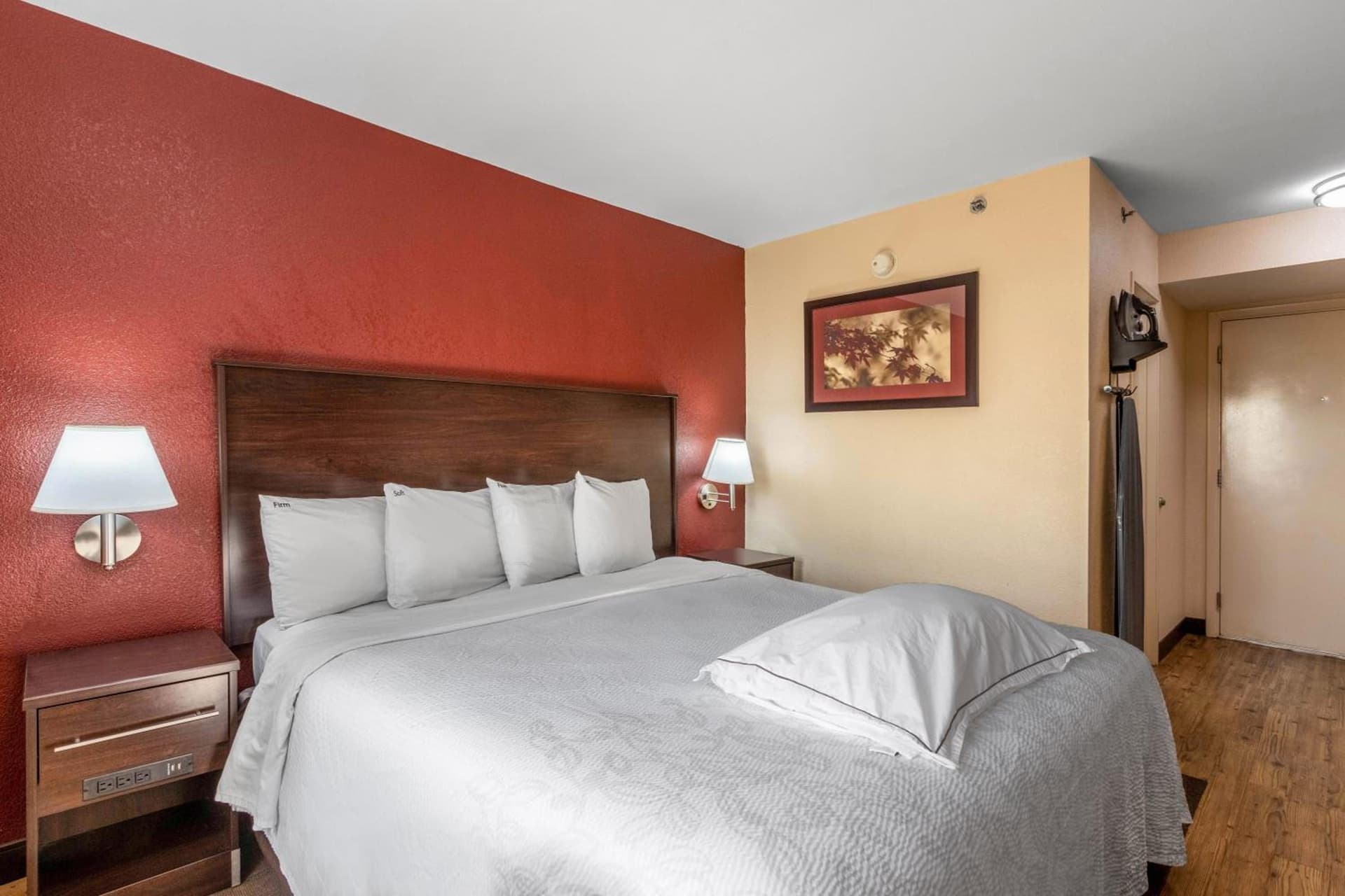 Red Roof Inn PLUS+ El Paso East gallery photo in El Paso, TX — image 21