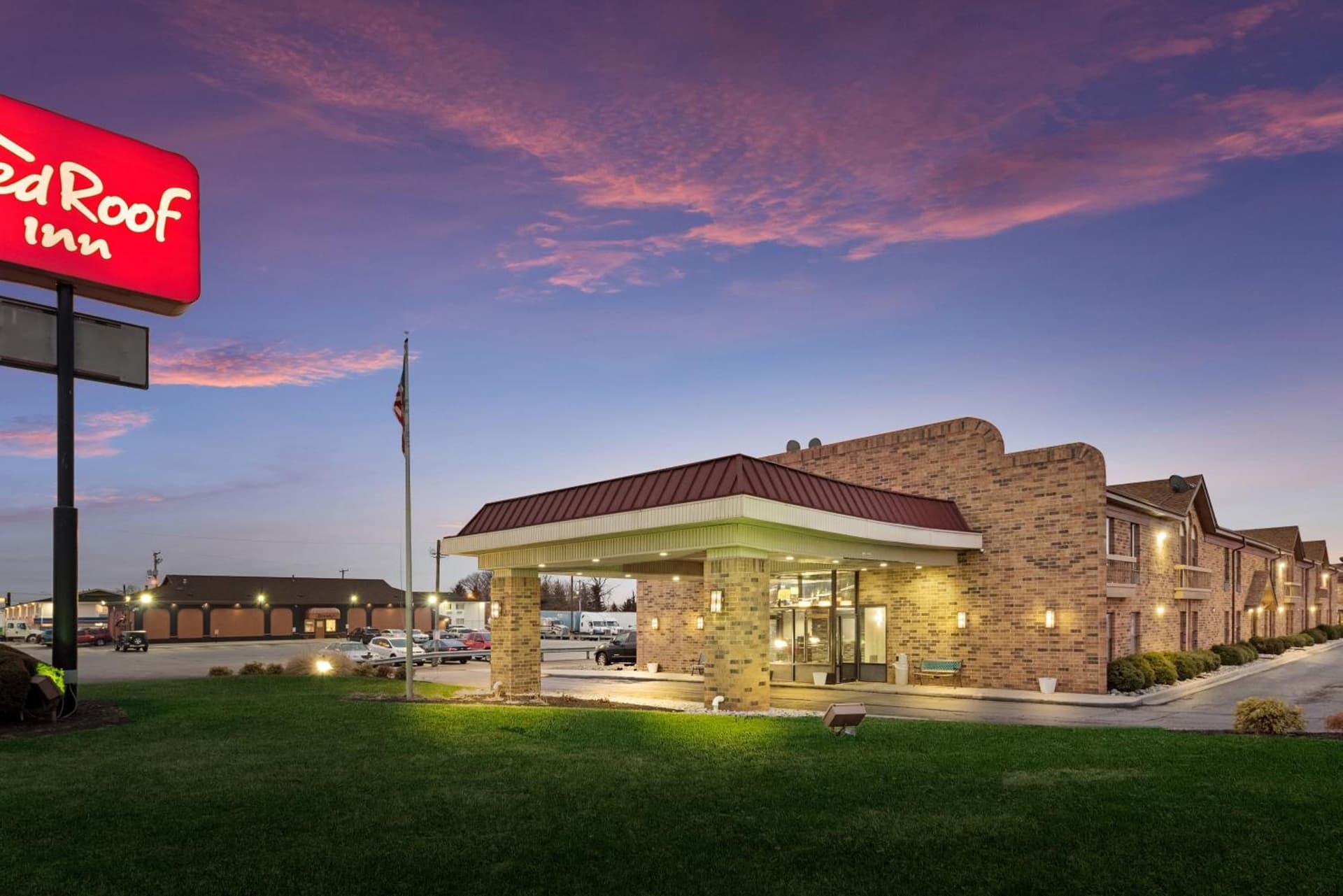 Red Roof Inn Fort Wayne featured exterior or lobby in Fort Wayne, IN — similar hotel