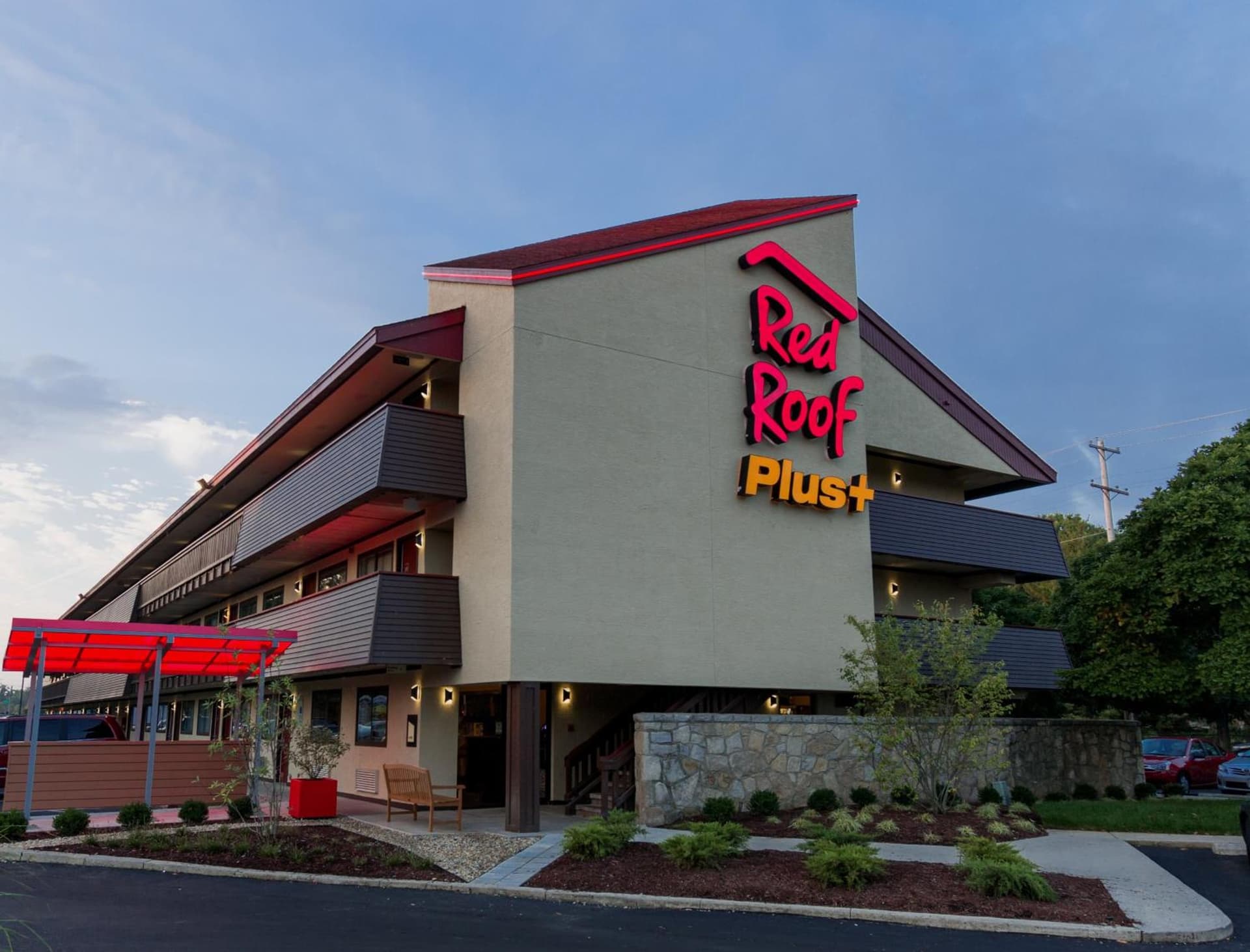 Red Roof Inn PLUS+ Columbus-Ohio State University OSU interior in Columbus, OH — gallery photo 2