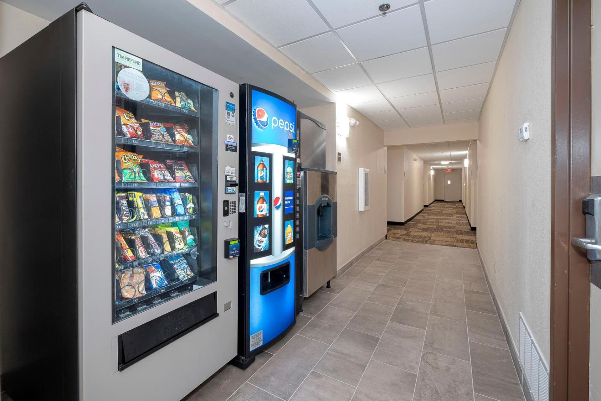 Red Roof Inn PLUS+ Jacksonville – Southpoint gallery photo in Jacksonville, FL — image 29