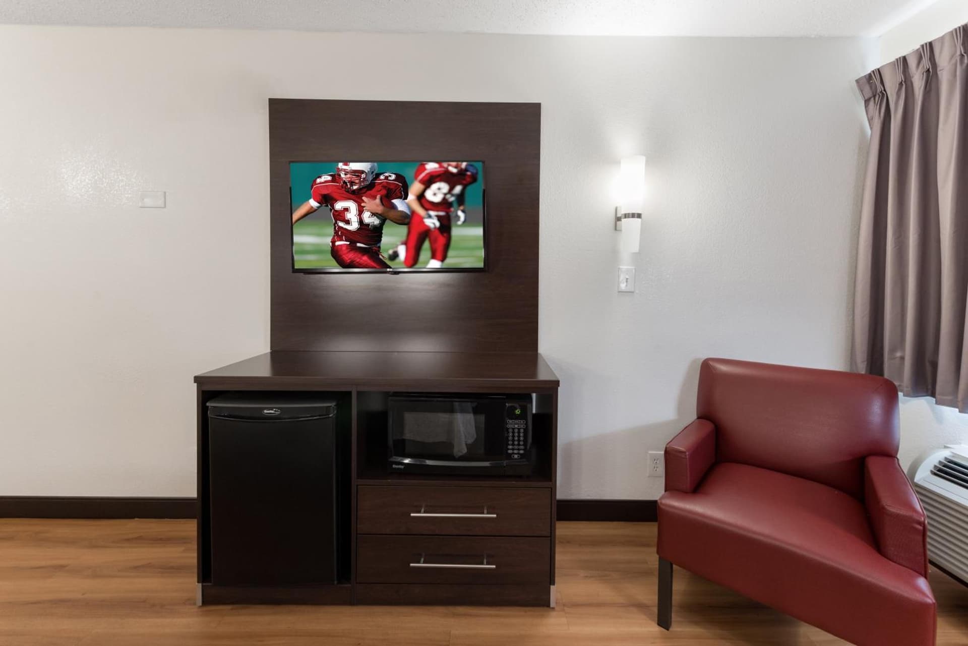 Red Roof Inn PLUS+ Columbus - Worthington gallery photo in Columbus, OH — image 22