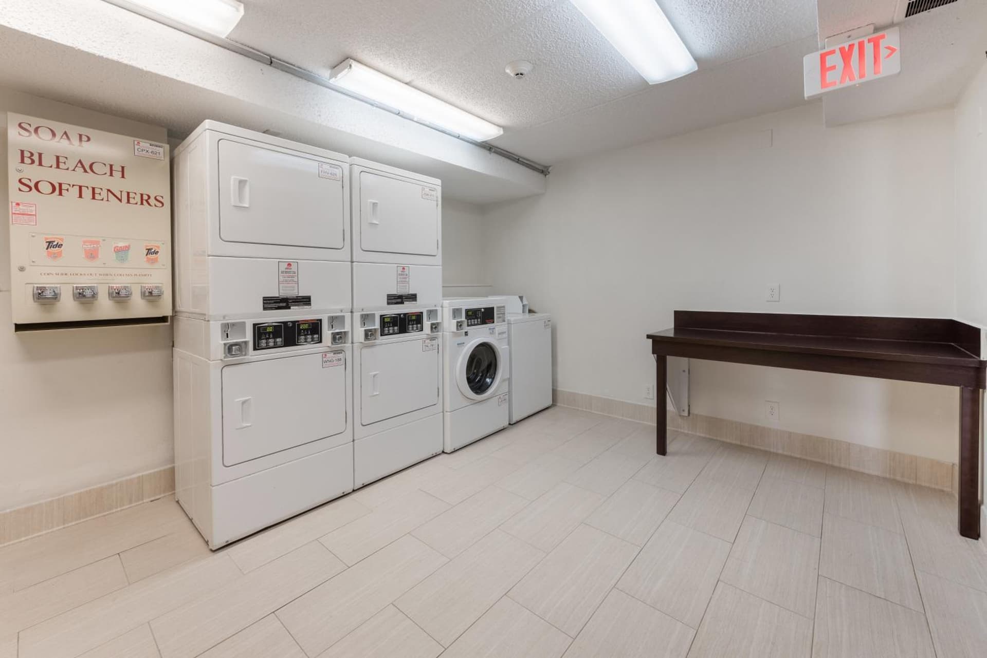 Red Roof Inn PLUS+ Columbus - Worthington gallery photo in Columbus, OH — image 27