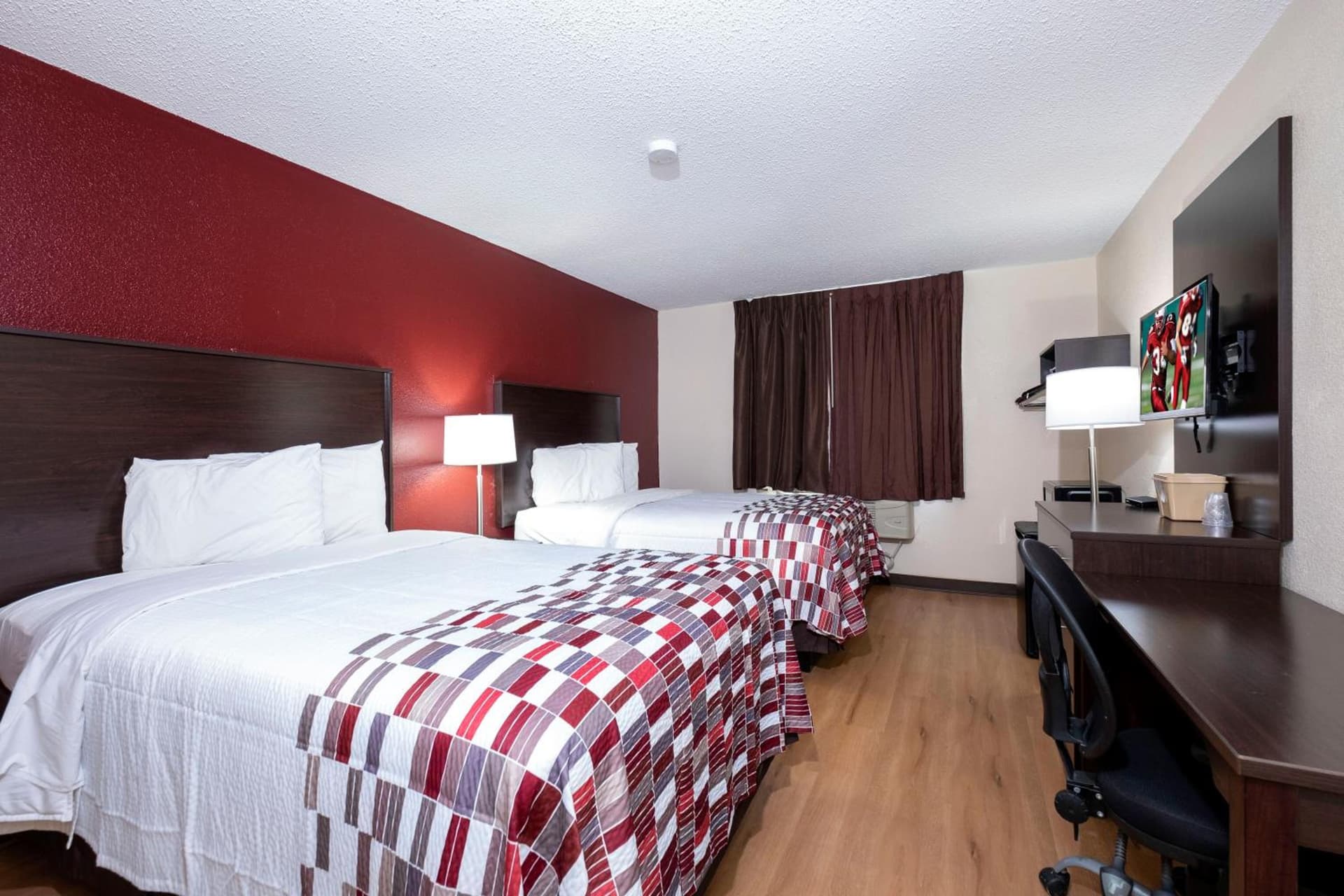 Red Roof Inn Norfolk - Portsmouth gallery photo in Portsmouth, VA — image 23
