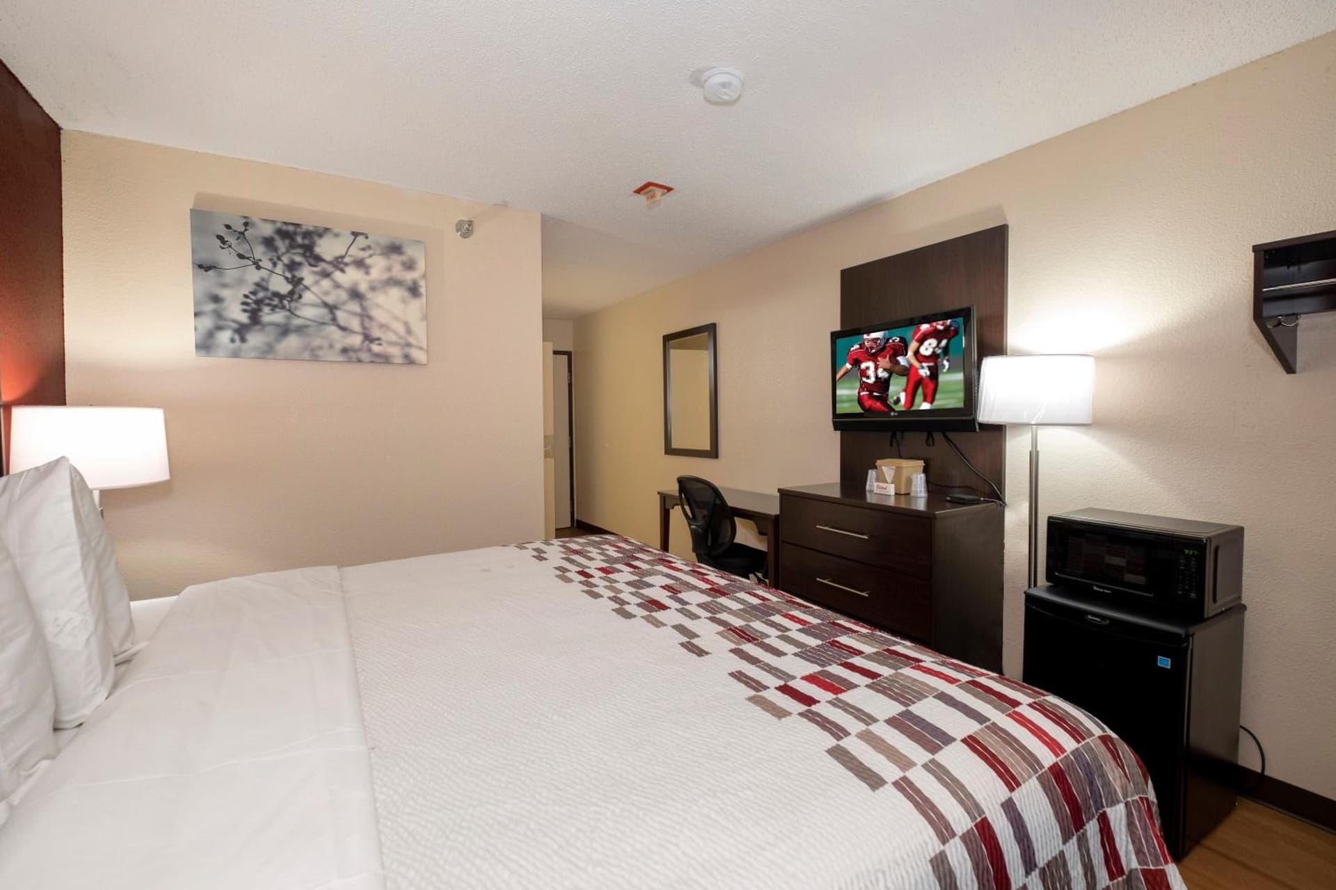 Red Roof Inn Norfolk - Portsmouth gallery photo in Portsmouth, VA — image 21