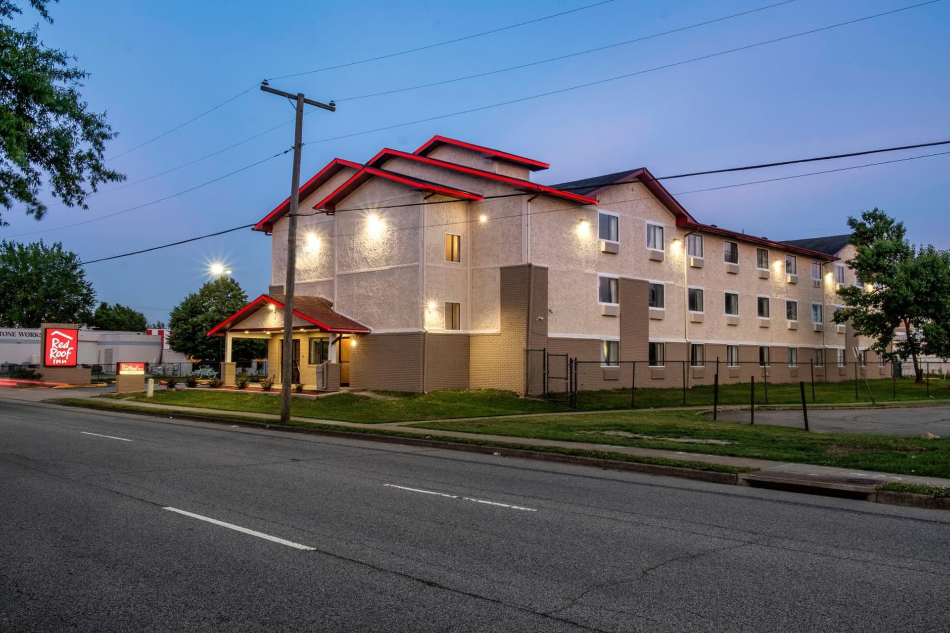 Red Roof Inn Norfolk - Portsmouth property views in Portsmouth, VA — gallery photo 3