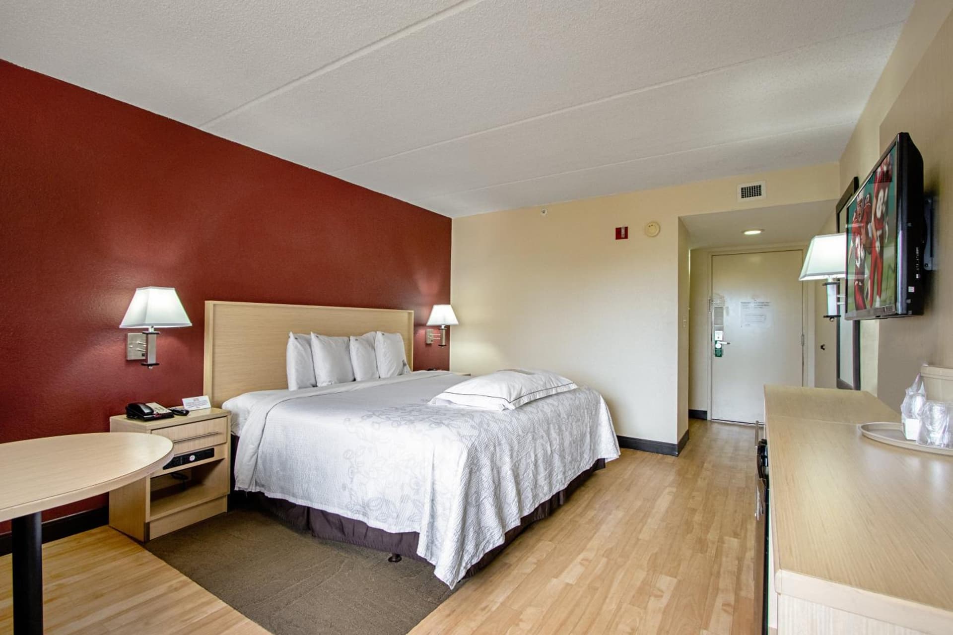 Red Roof Inn PLUS+ West Palm Beach gallery photo in West Palm Beach, FL — image 13