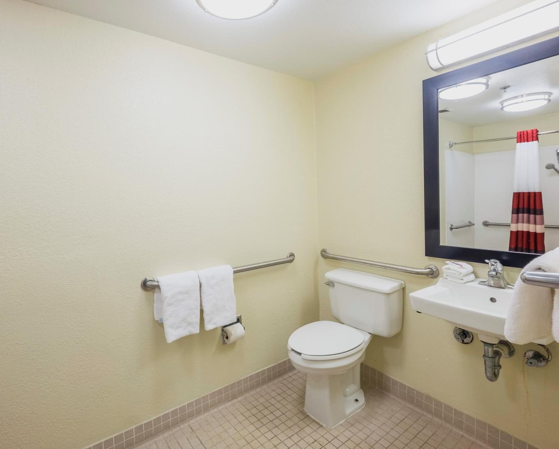 Red Roof Inn PLUS+ West Palm Beach gallery photo in West Palm Beach, FL — image 14