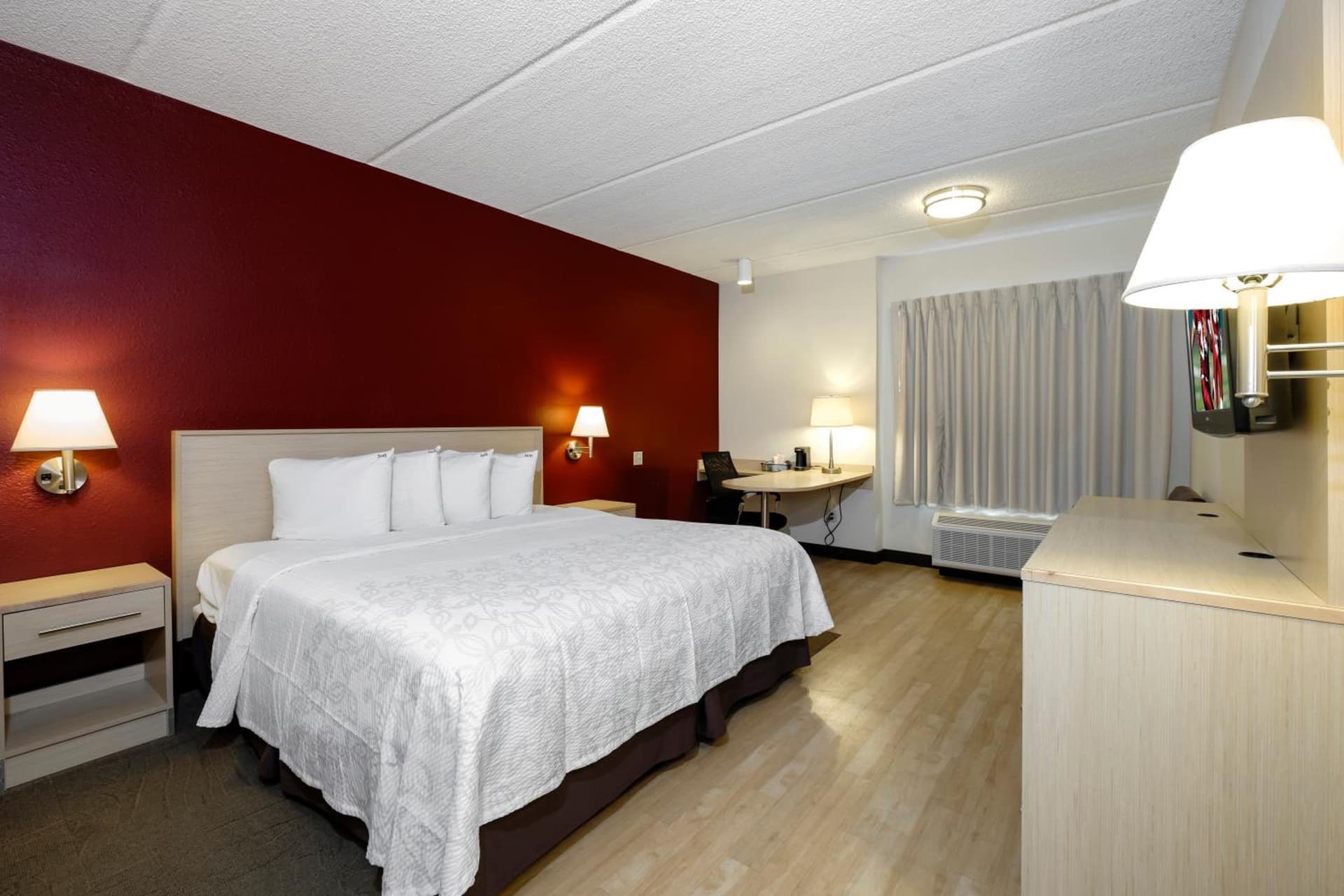 Red Roof Inn PLUS + Gainesville gallery photo in Gainesville, FL — image 30