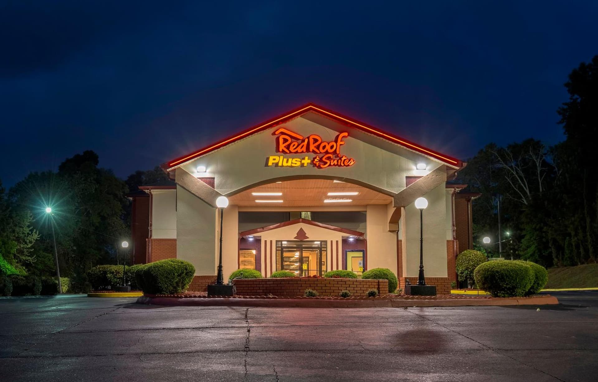 Red Roof Inn PLUS+ & Suites Opelika gallery photo in Opelika, AL — image 47