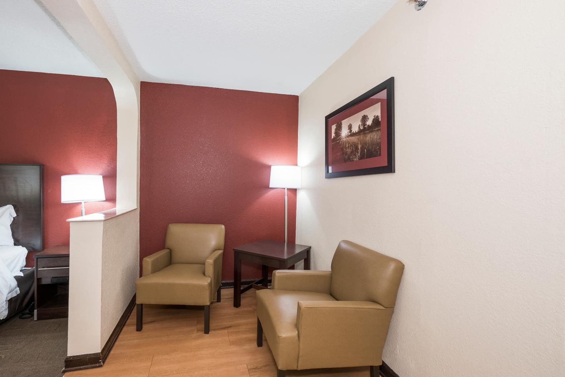 Red Roof Inn PLUS+ & Suites Opelika gallery photo in Opelika, AL — image 51