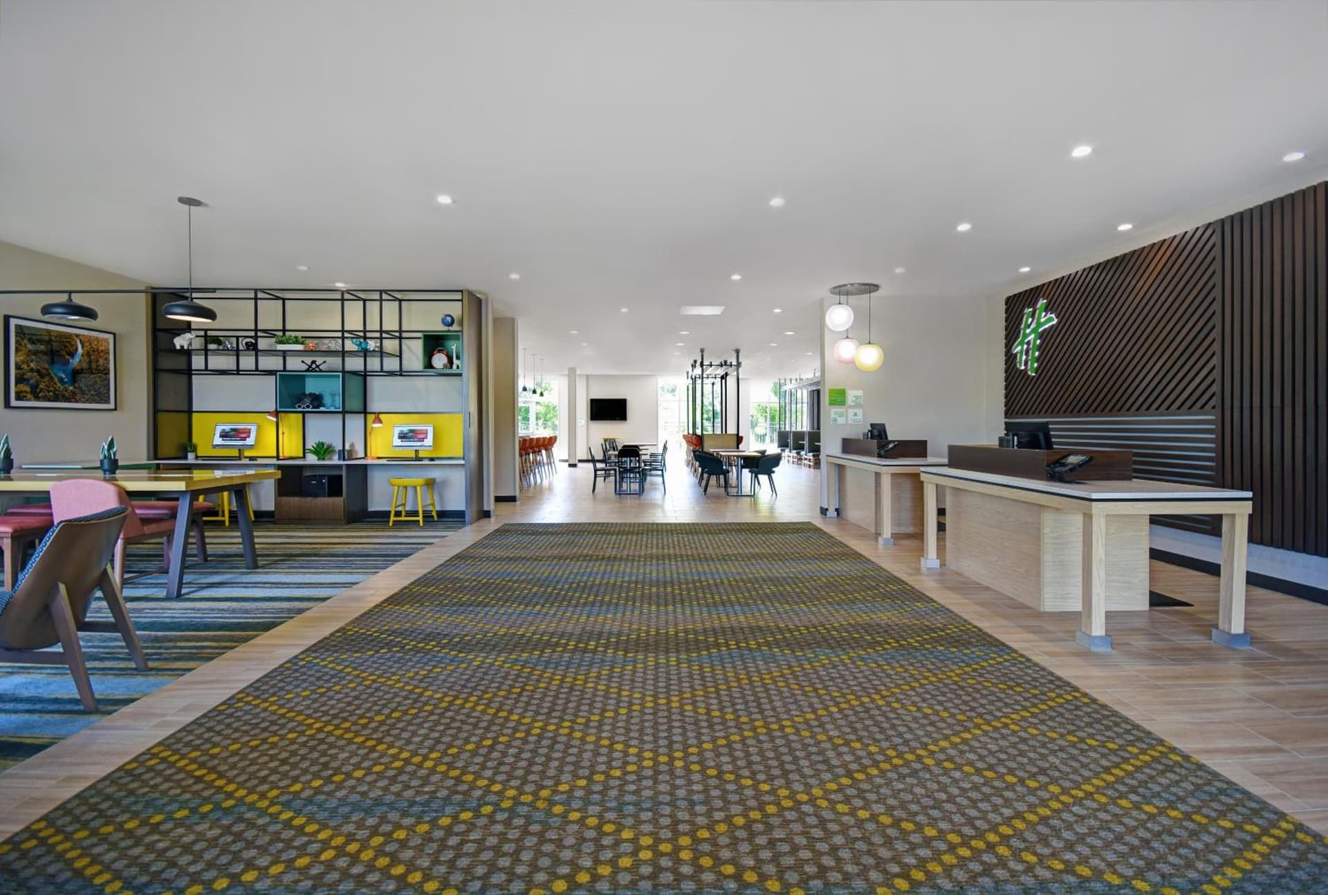 Holiday Inn Grand Rapids North - Walker by IHG interior in Walker, MI — gallery photo 2