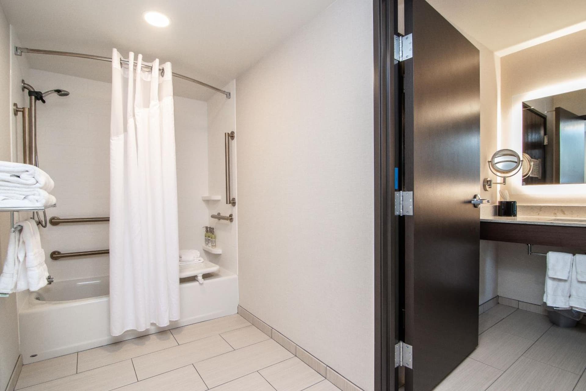 Holiday Inn Express Spokane-Downtown by IHG gallery photo in Spokane, WA — image 6