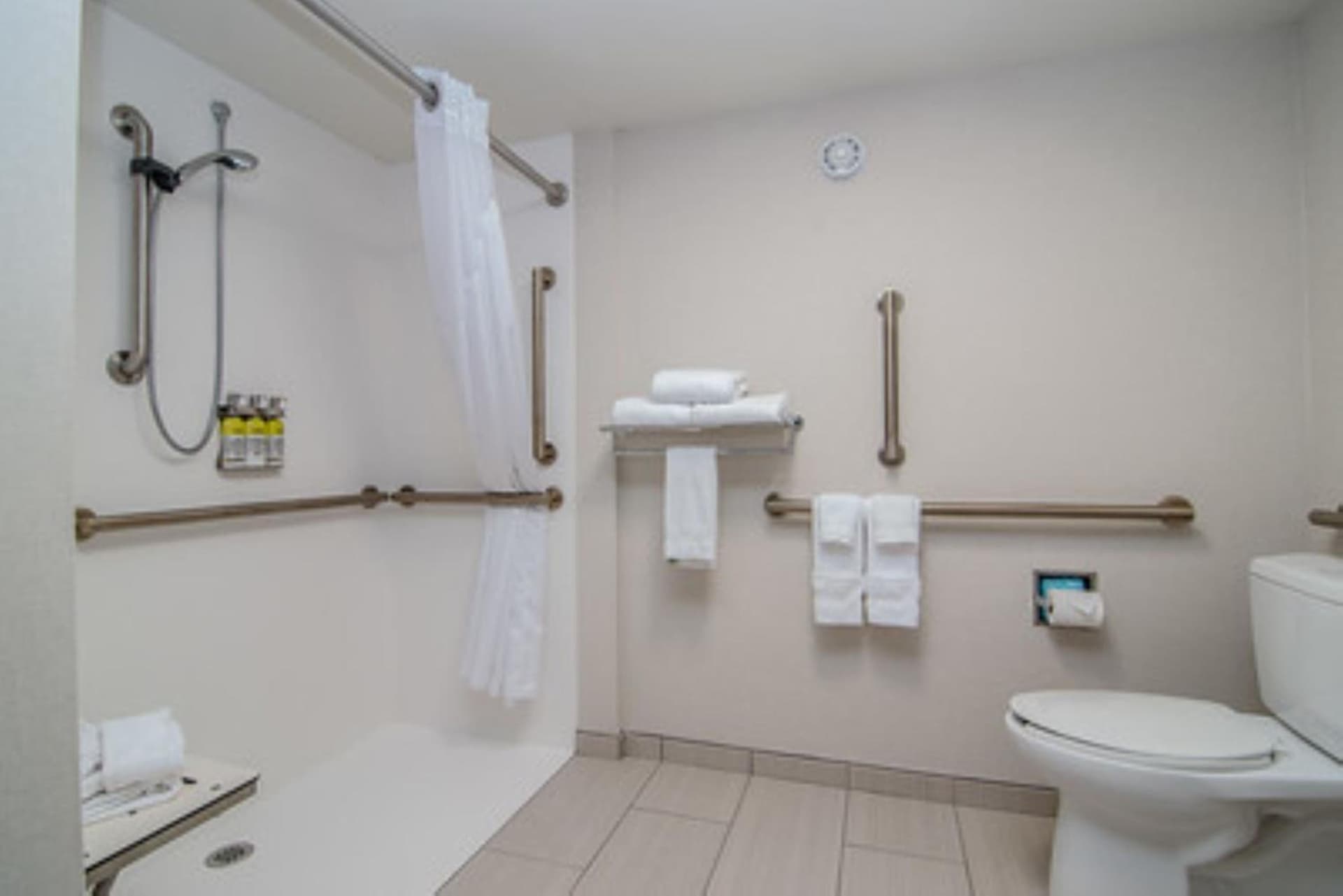 Holiday Inn Express Spokane-Downtown by IHG property views in Spokane, WA — gallery photo 3