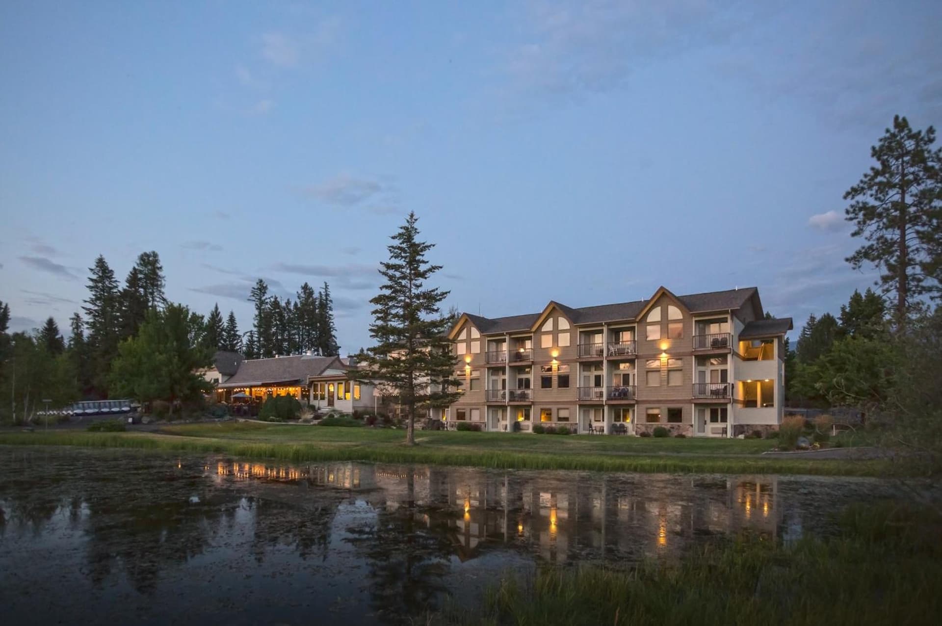 Meadow Lake Resort & Condos — hotel in Columbia Falls, Montana