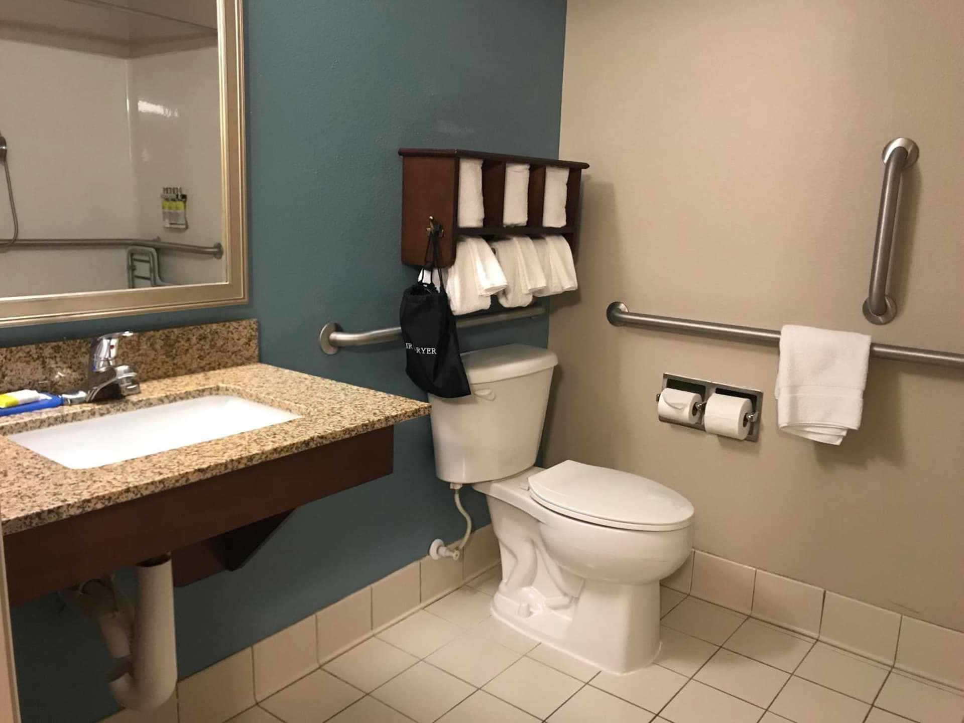 Holiday Inn Express and Suites St. Cloud by IHG gallery photo in Saint Cloud, MN — image 18