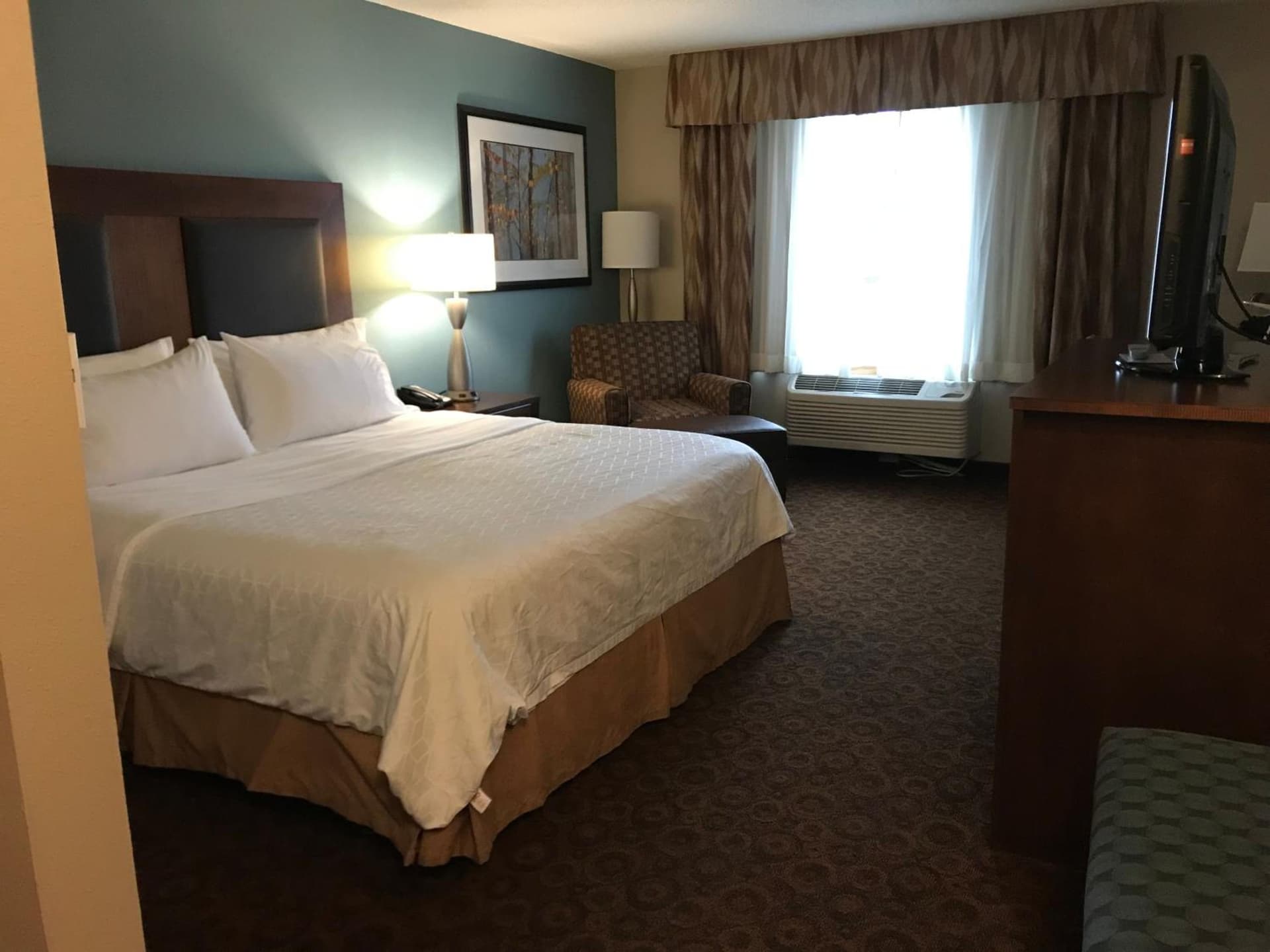 Holiday Inn Express and Suites St. Cloud by IHG gallery photo in Saint Cloud, MN — image 21