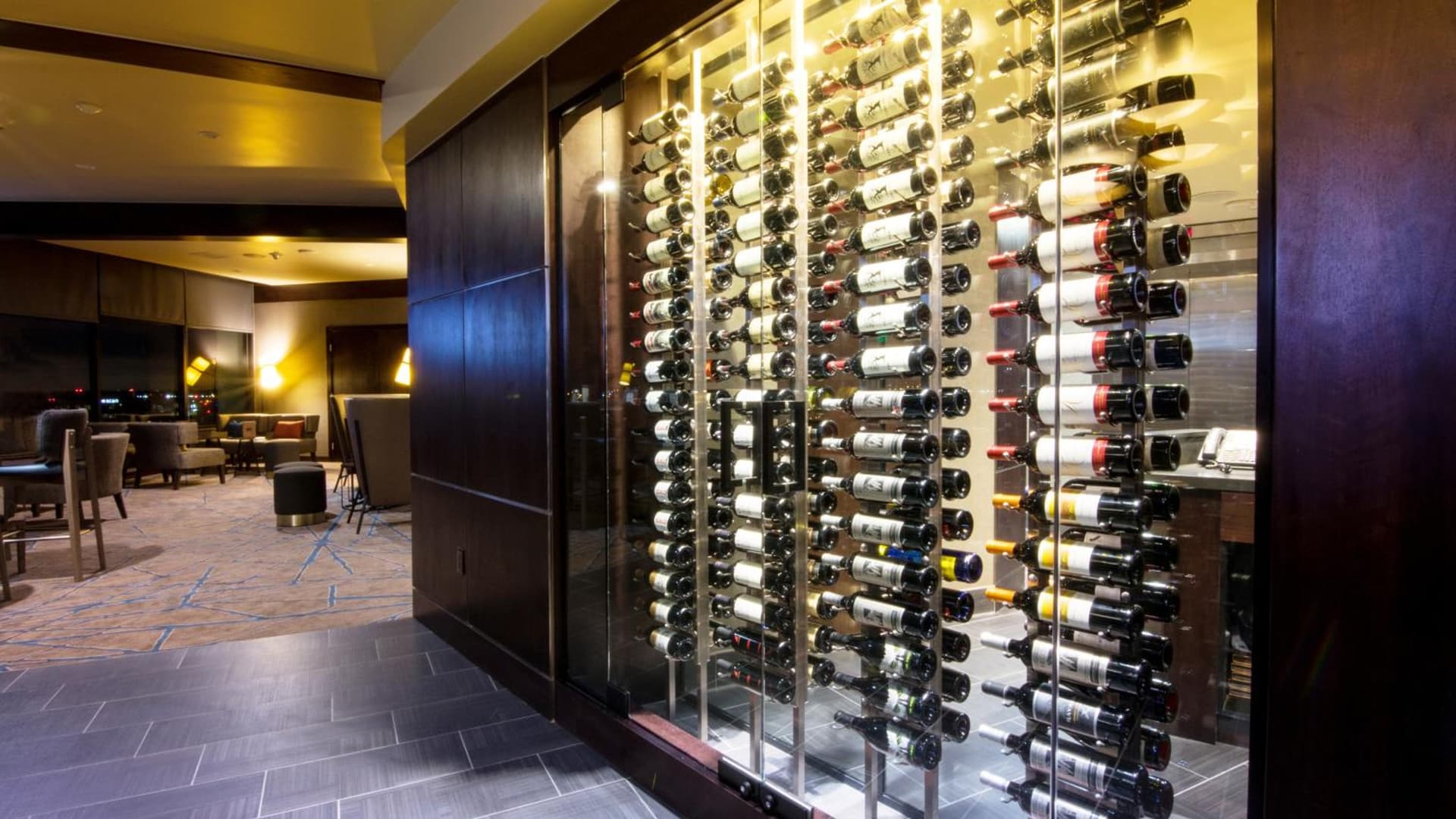 Holiday Inn Long Beach - Airport by IHG gallery photo in Long Beach, CA — image 8