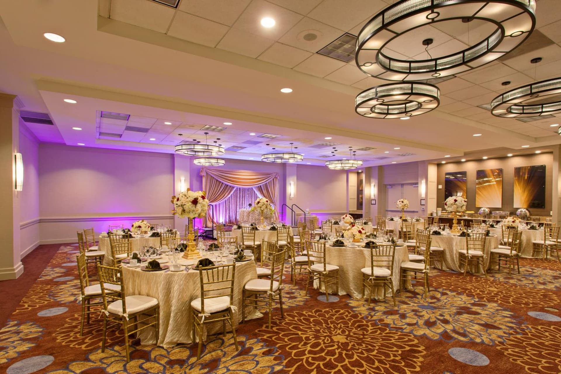 Holiday Inn Long Beach - Airport by IHG gallery photo in Long Beach, CA — image 9