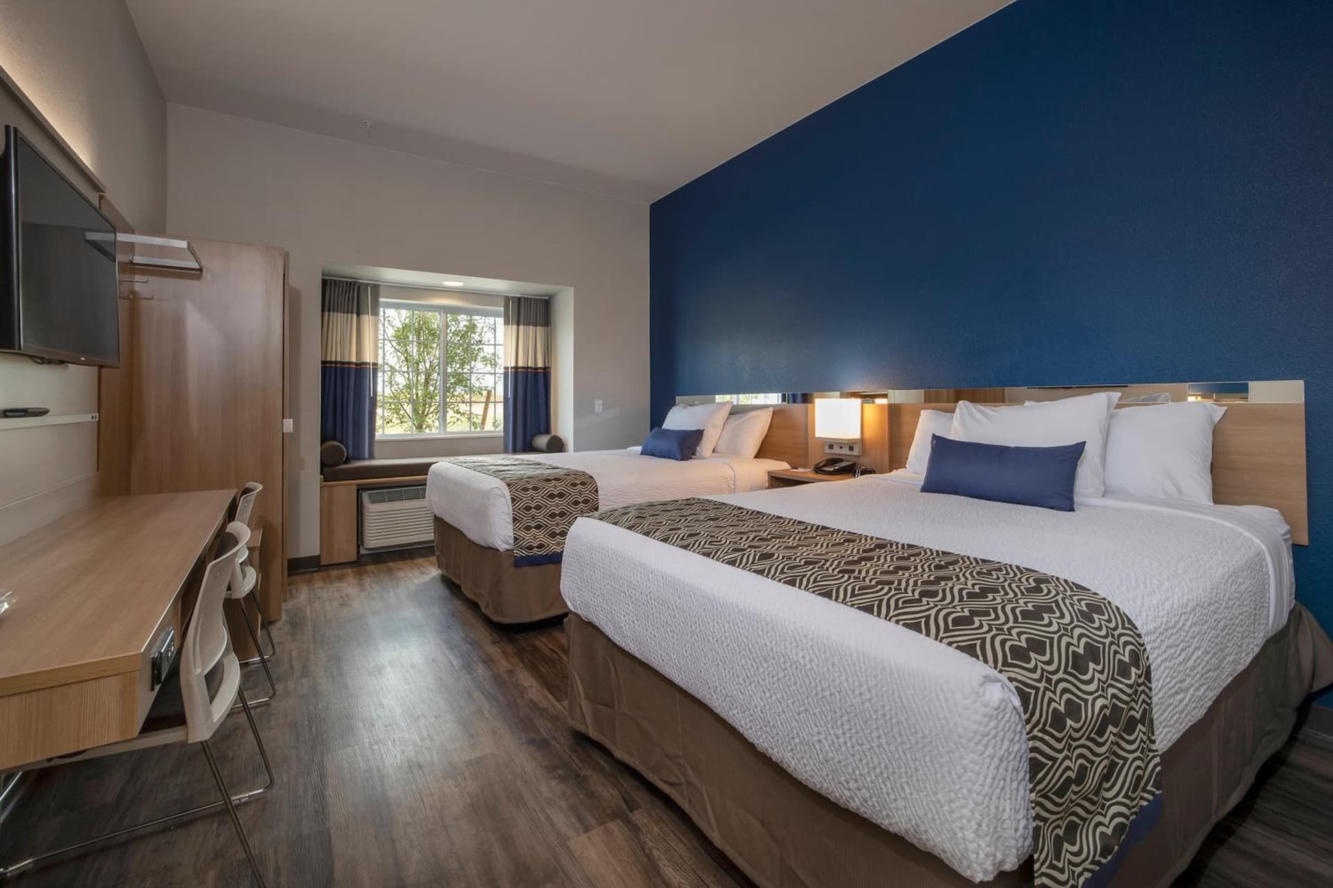 Microtel Inn & Suites by Wyndham Loveland property views in Loveland, CO — gallery photo 3