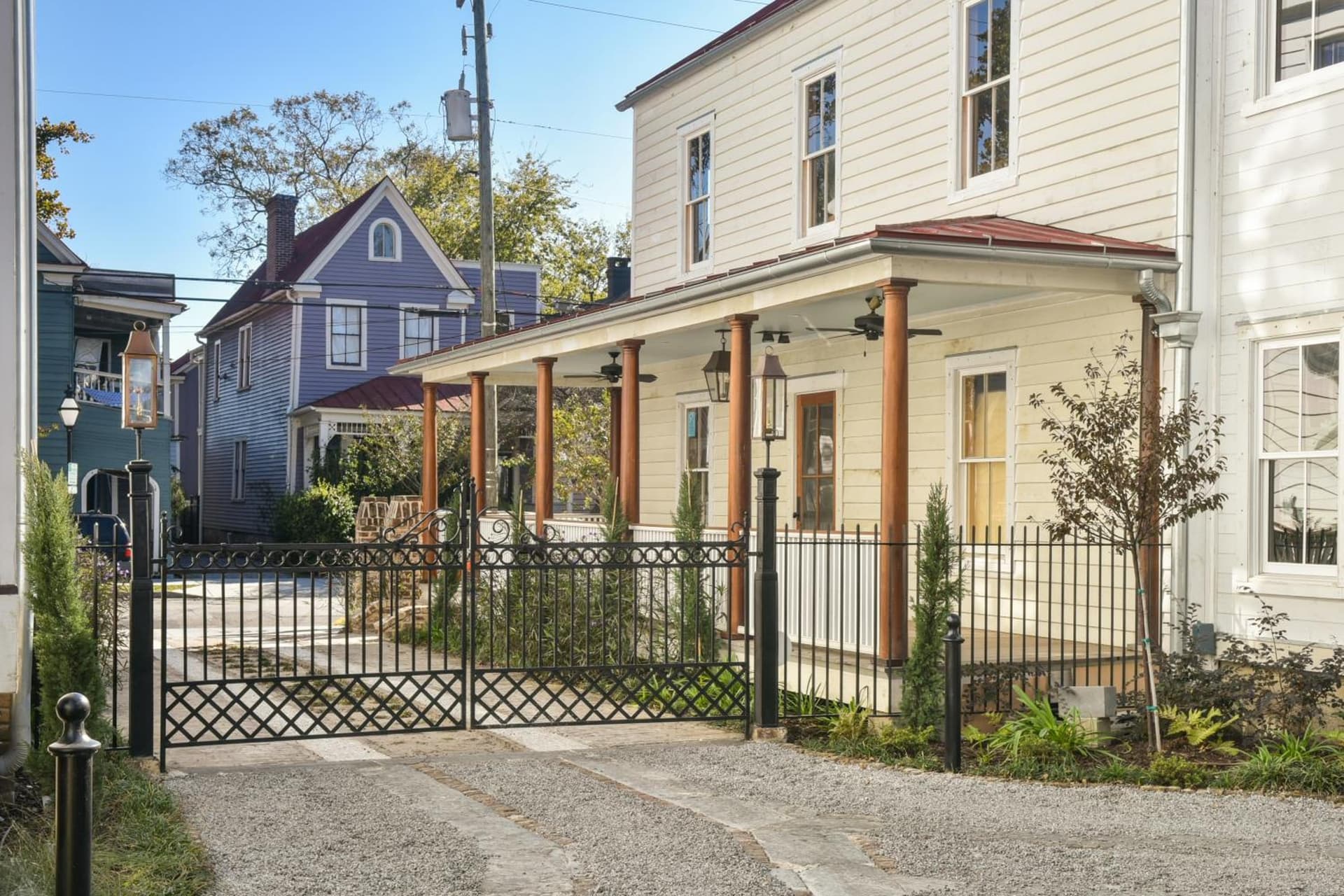 The Charlestonian interior in Charleston, SC — gallery photo 2