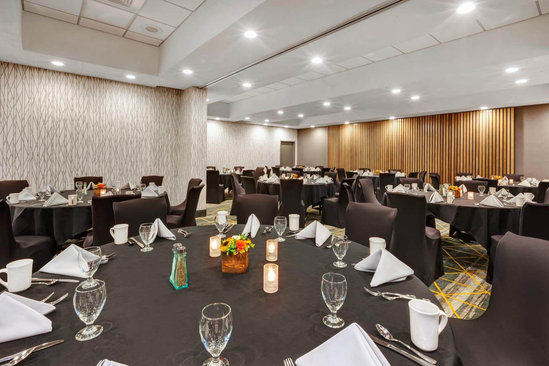 Holiday Inn Grand Rapids Downtown by IHG gallery photo in Grand Rapids, MI — image 78