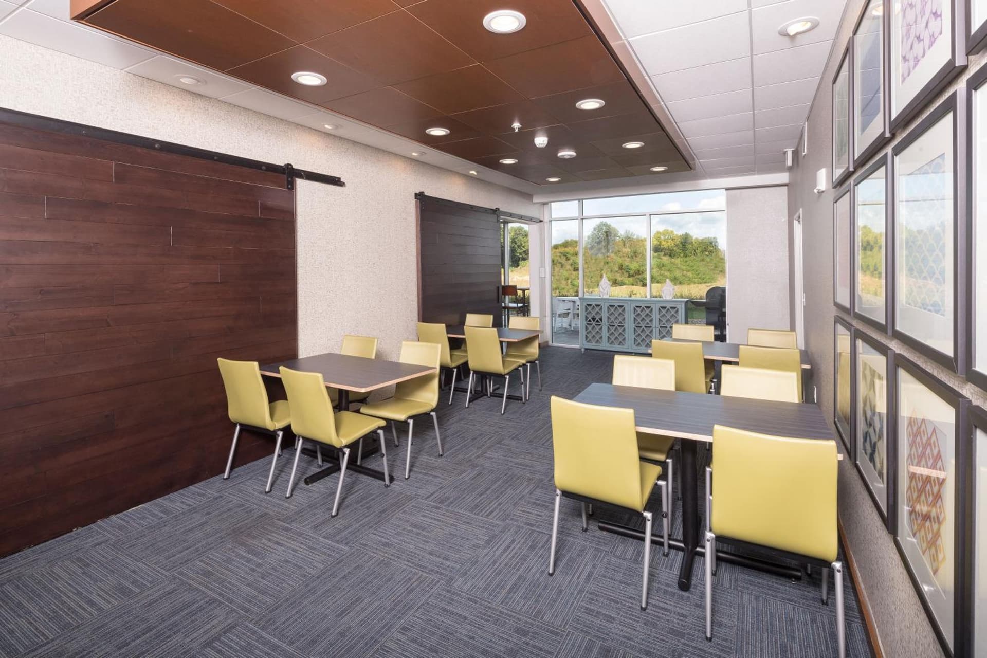 Holiday Inn Express & Suites - Kalamazoo West by IHG gallery photo in Kalamazoo, MI — image 26