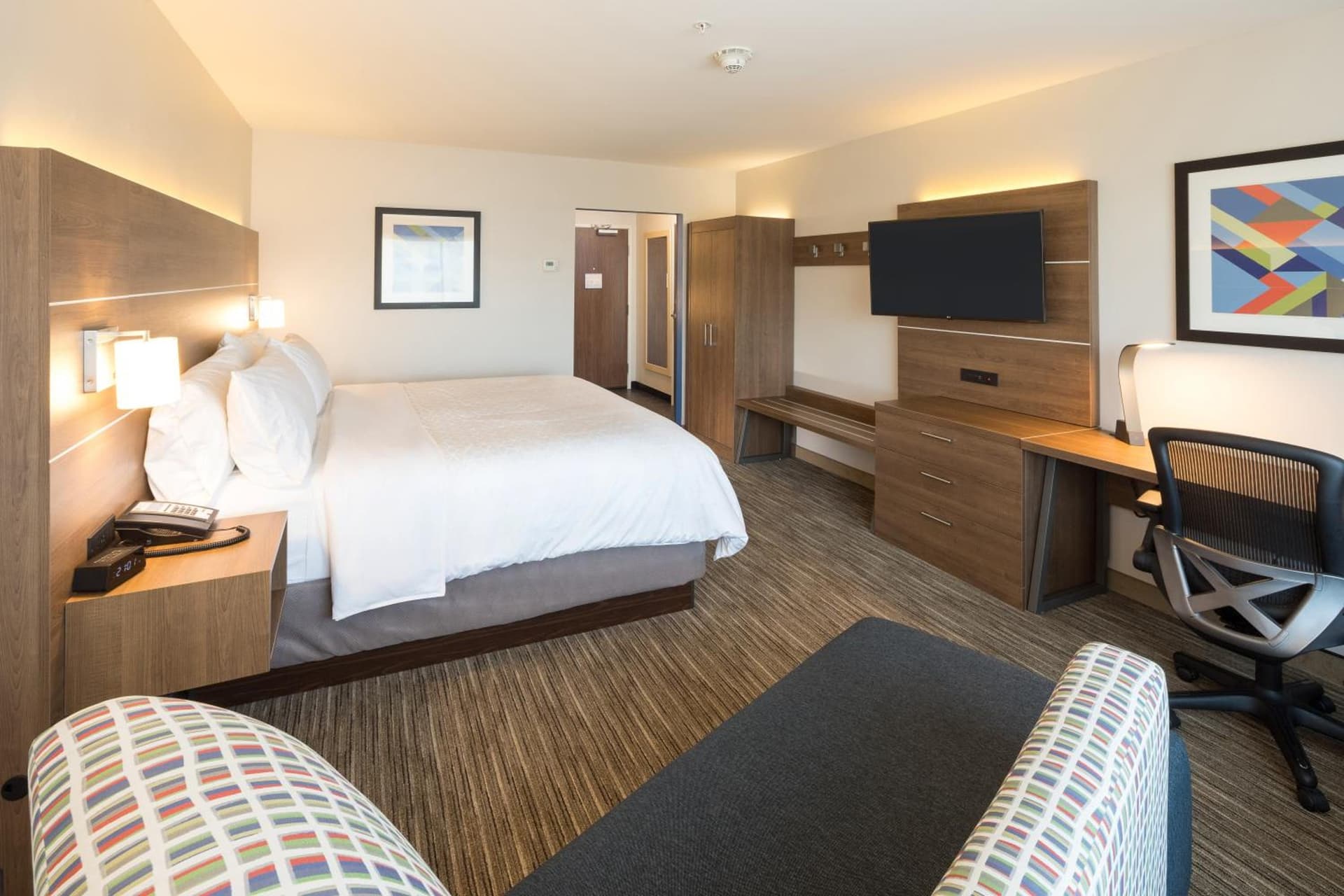 Holiday Inn Express & Suites - Kalamazoo West by IHG gallery photo in Kalamazoo, MI — image 14