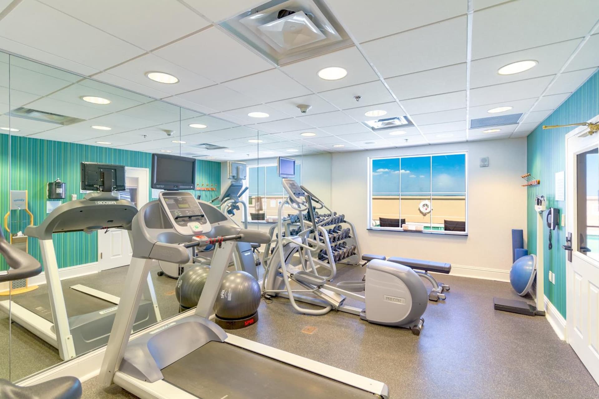 Holiday Inn Express Savannah - Historic District gallery photo in Savannah, GA — image 18