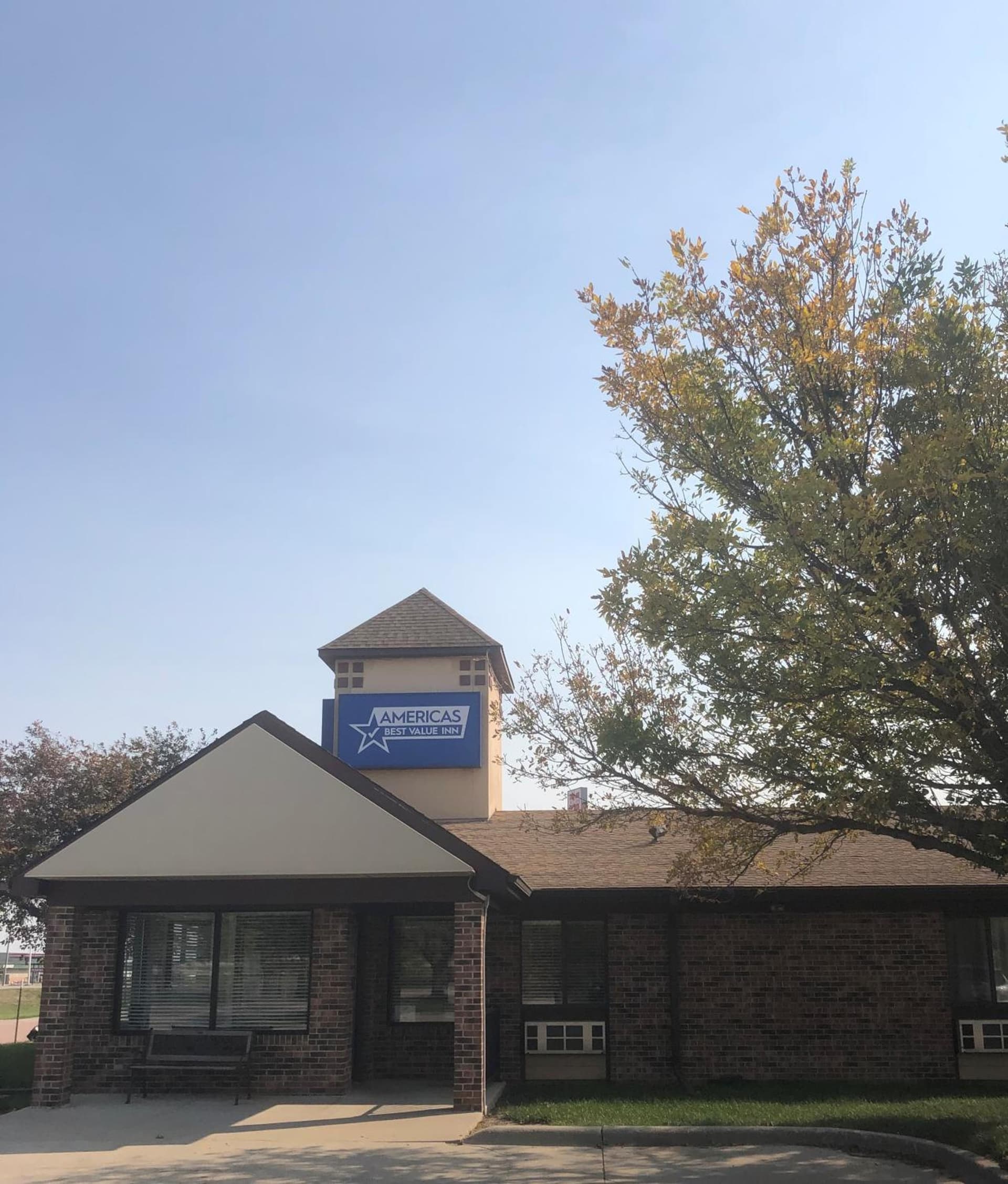 Americas Best Value Inn Onawa featured exterior or lobby in Onawa, IA — similar hotel