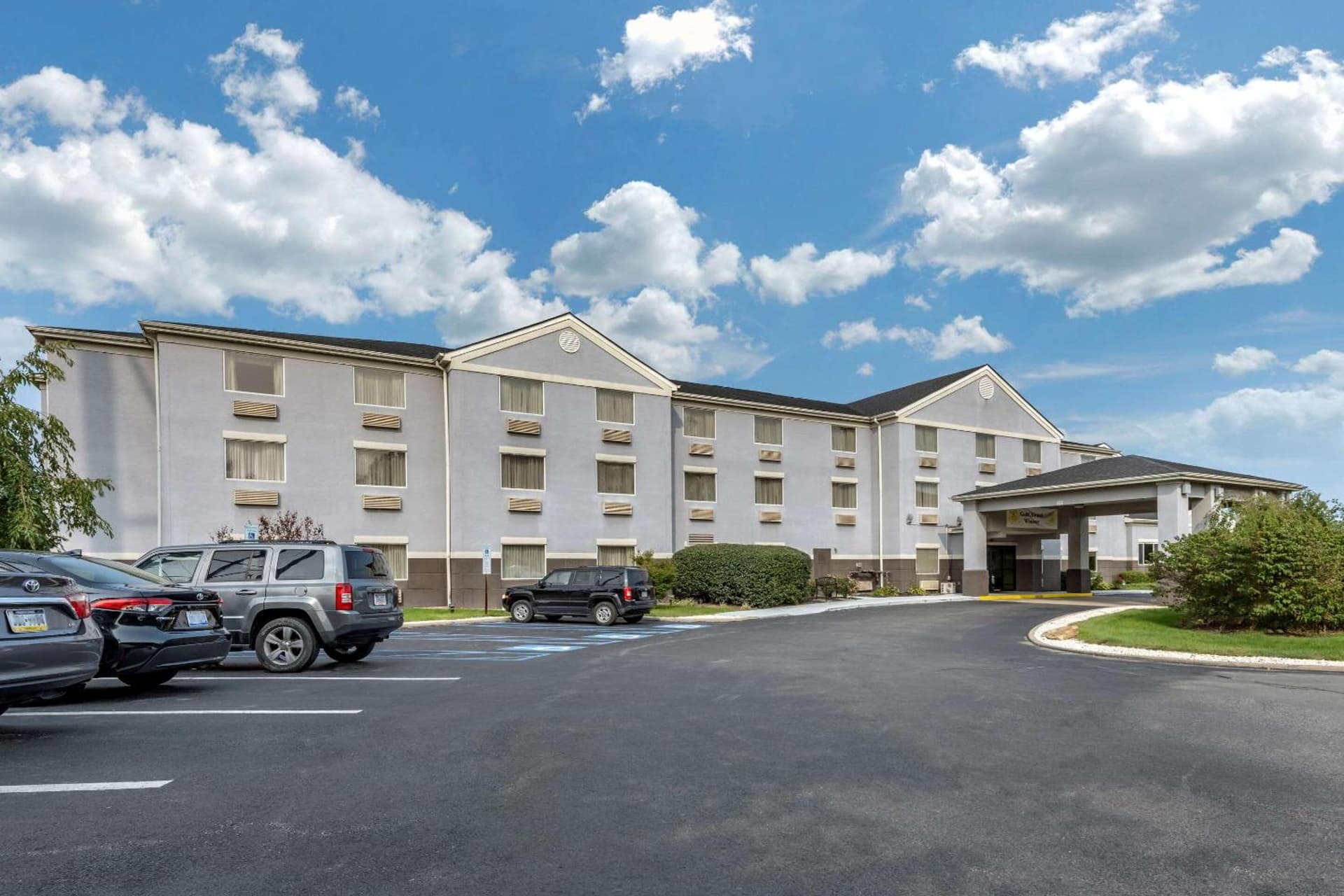 Comfort Inn & Suites Butler featured exterior or lobby in Butler, PA — similar hotel