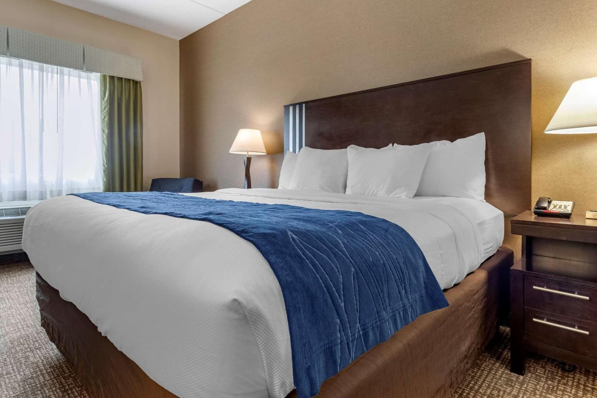 Comfort Inn & Suites Butler gallery photo in Butler, PA — image 17