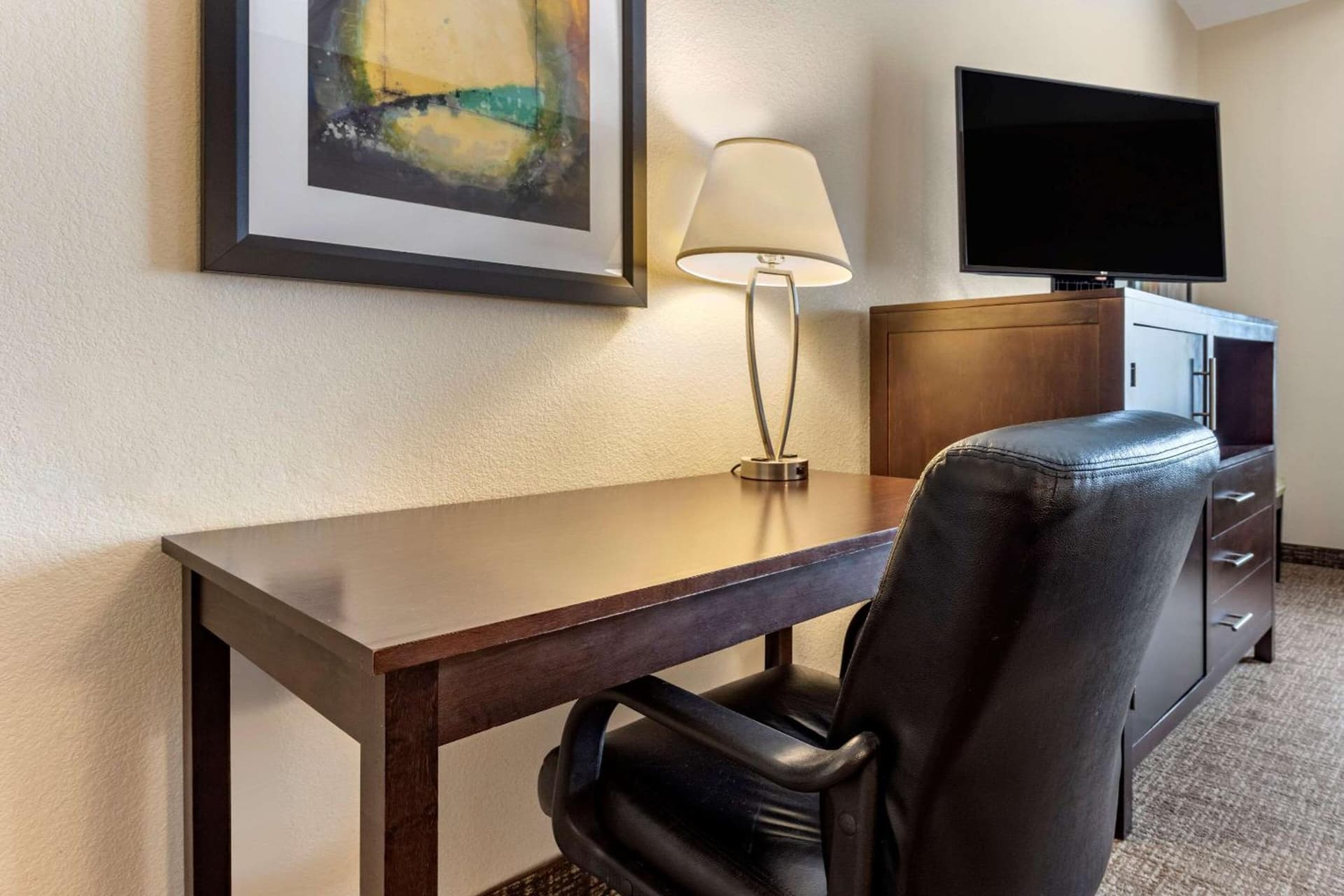 Comfort Inn & Suites Butler gallery photo in Butler, PA — image 8