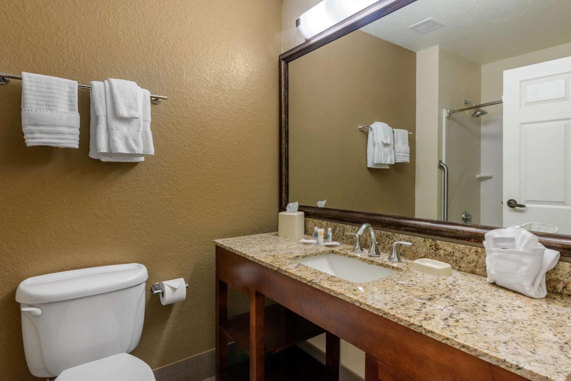 Comfort Suites Lady Lake - The Villages property views in The Villages, FL — gallery photo 3