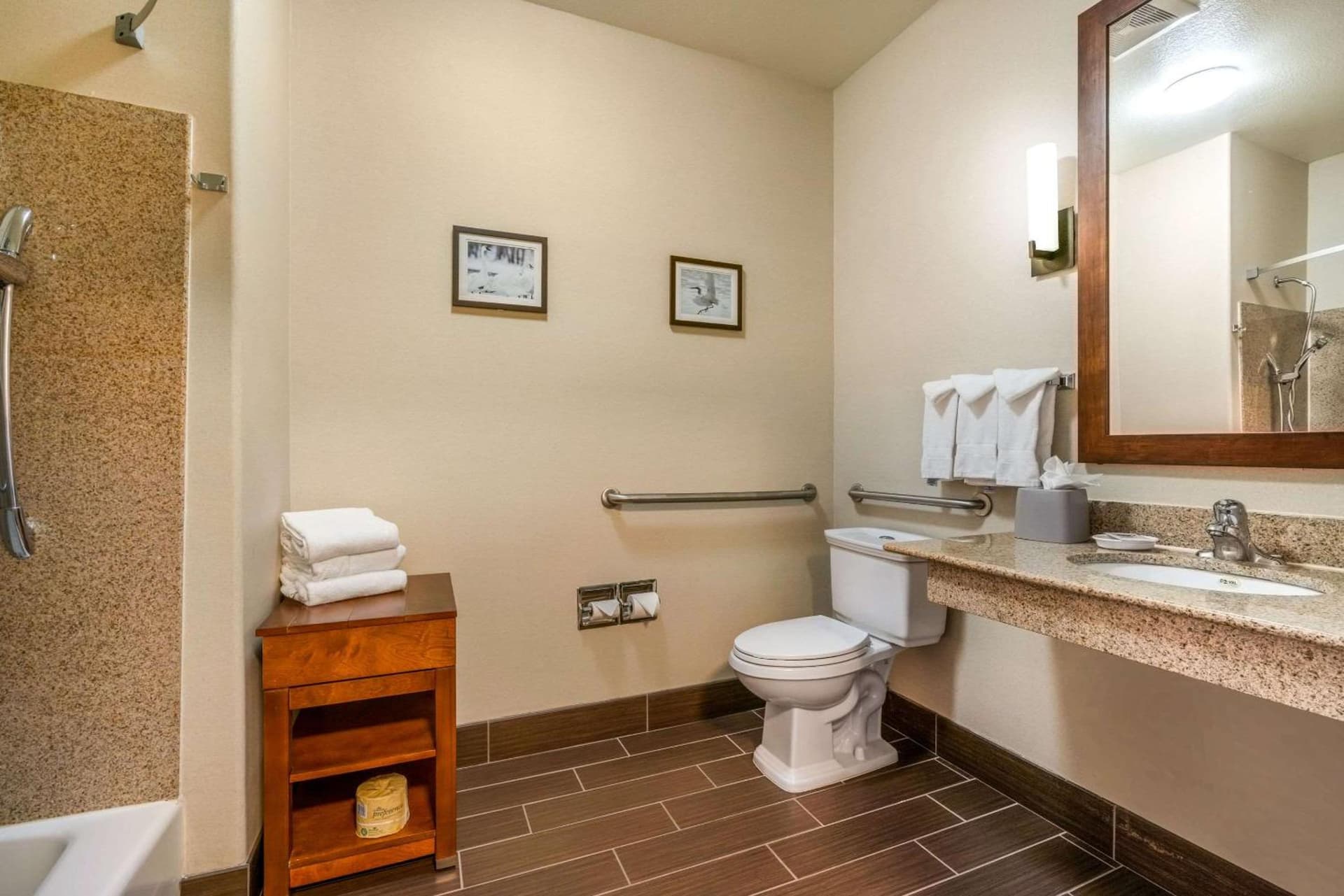 Comfort Inn & Suites Galt - Lodi North gallery photo in Galt, CA — image 15