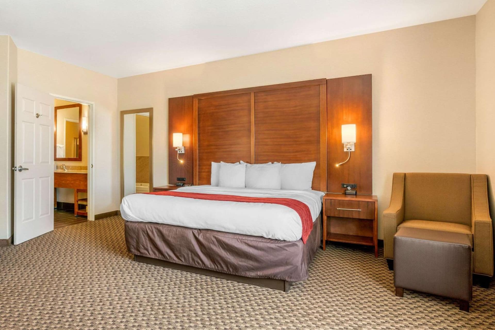 Comfort Inn & Suites Galt - Lodi North gallery photo in Galt, CA — image 31